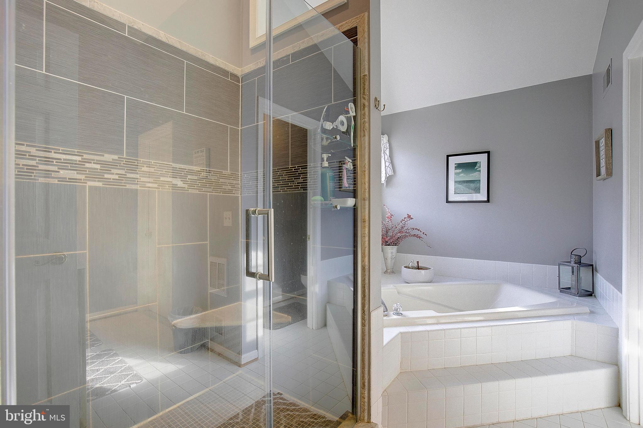 PLEASANT PLAINS - Residential