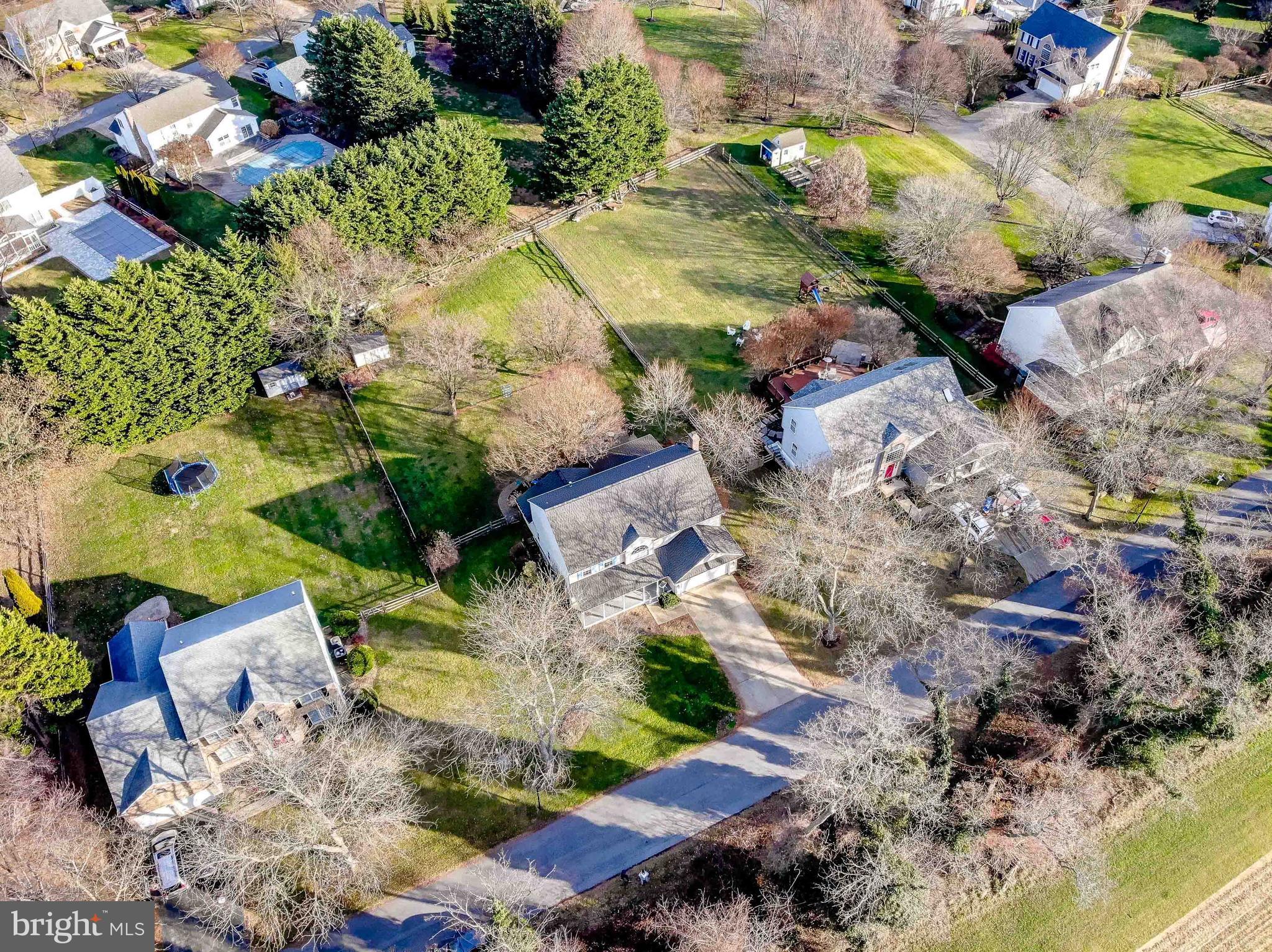 PLEASANT PLAINS - Residential