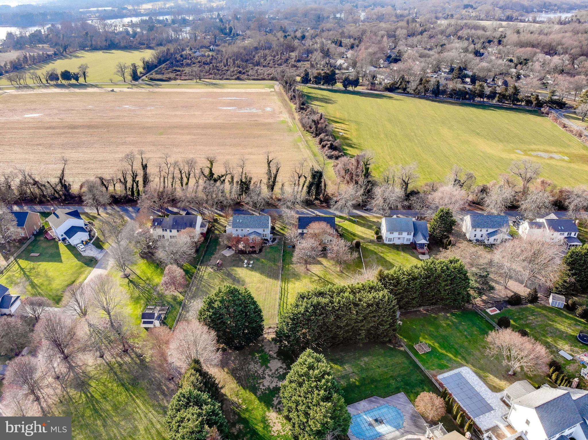 PLEASANT PLAINS - Residential