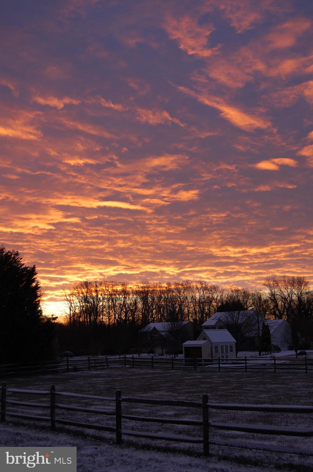 PLEASANT PLAINS - Residential