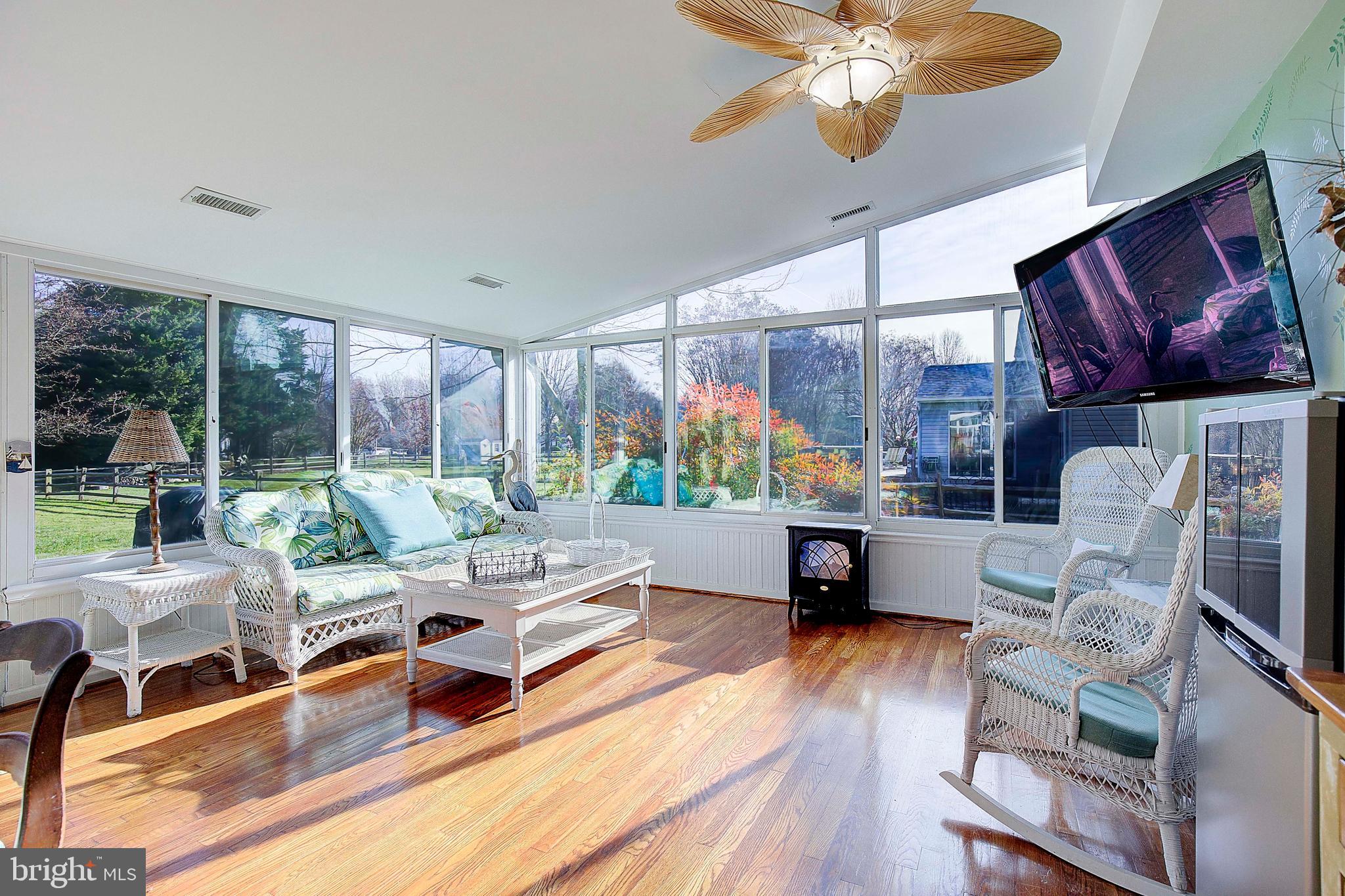 PLEASANT PLAINS - Residential