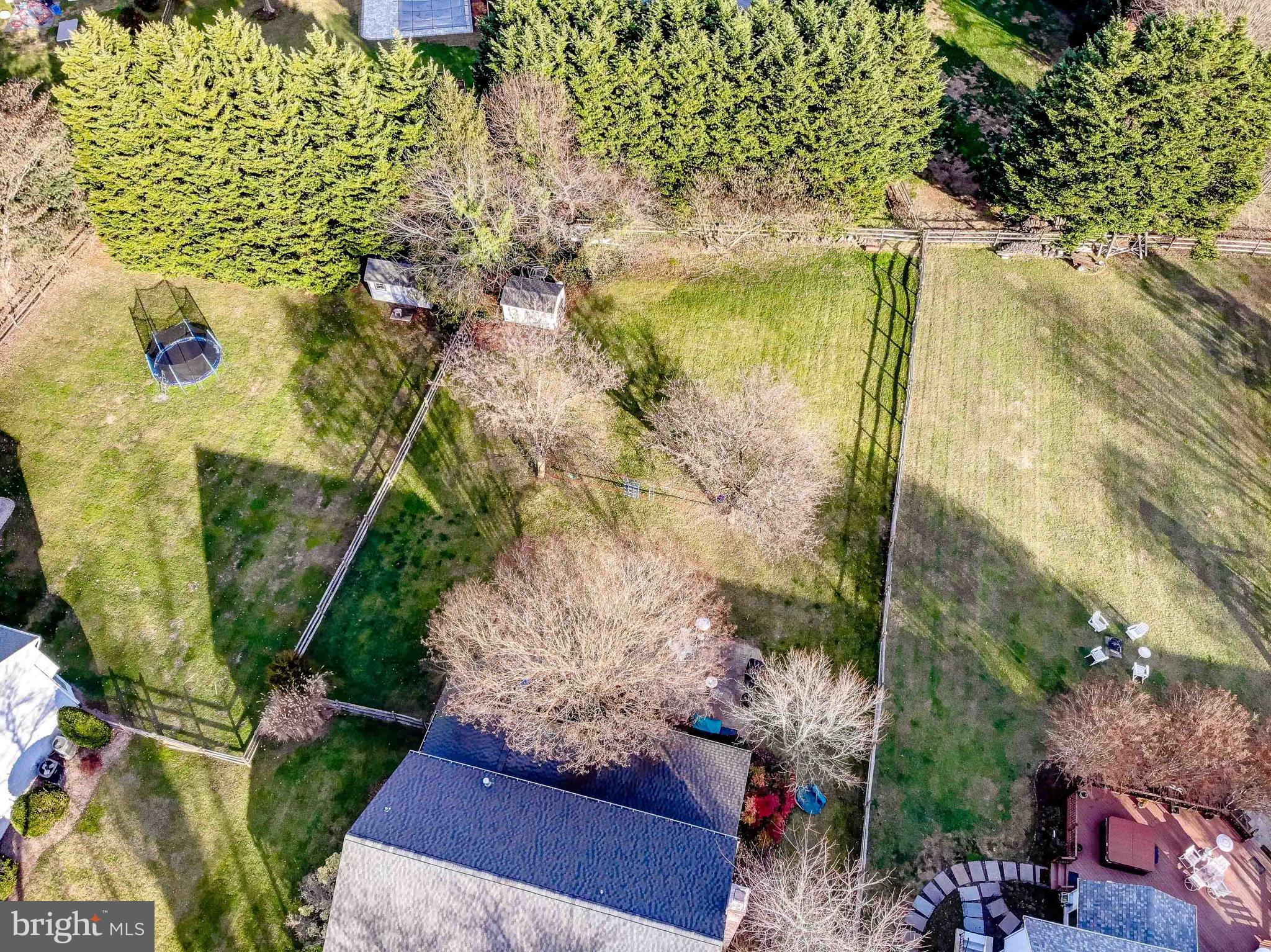 PLEASANT PLAINS - Residential