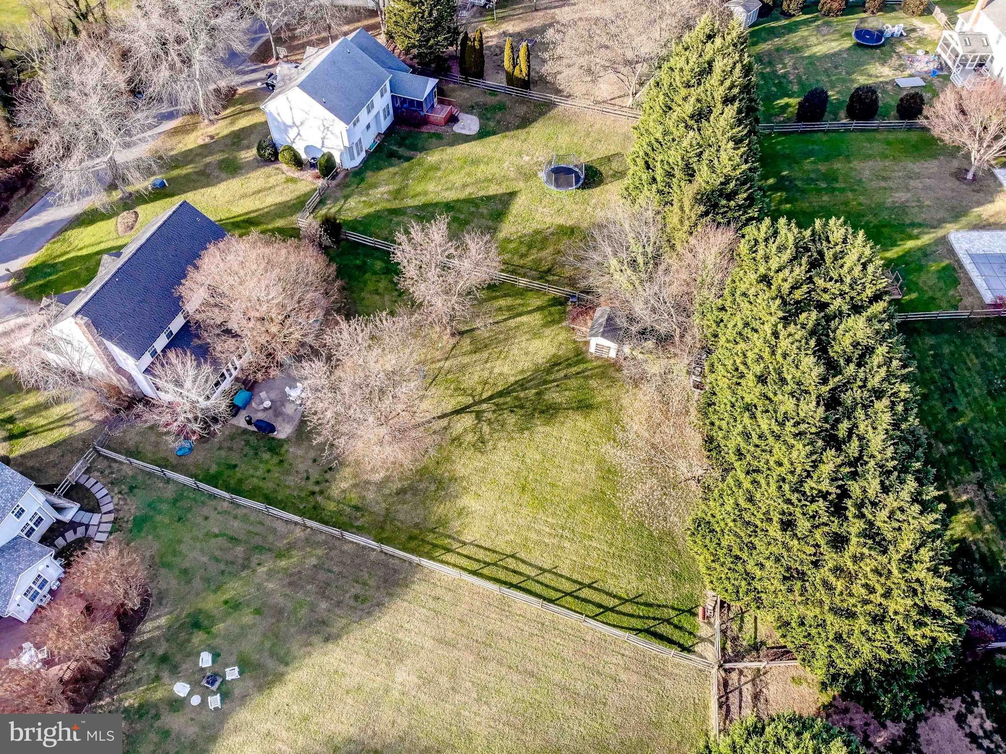 PLEASANT PLAINS - Residential