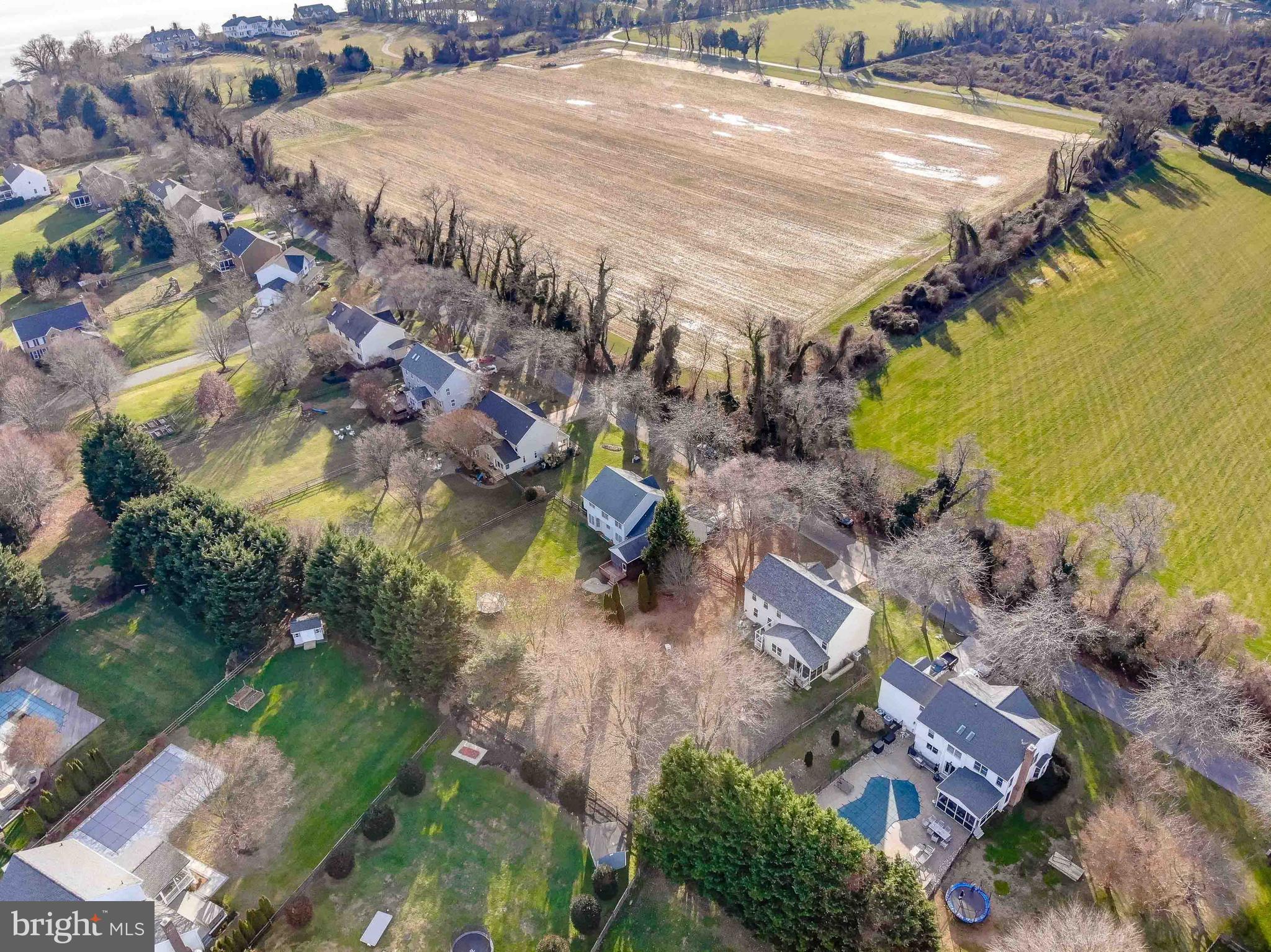 PLEASANT PLAINS - Residential