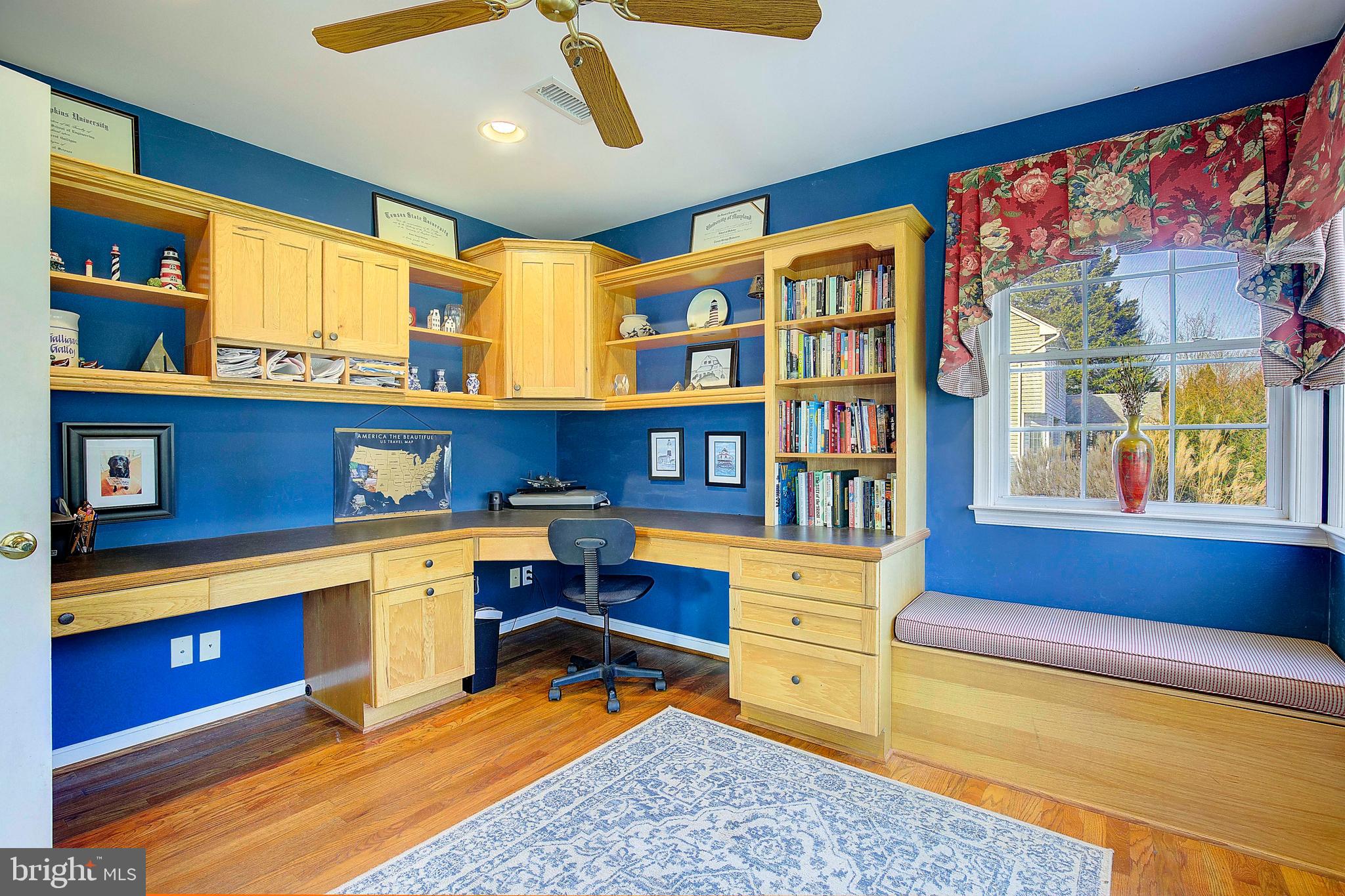 PLEASANT PLAINS - Residential