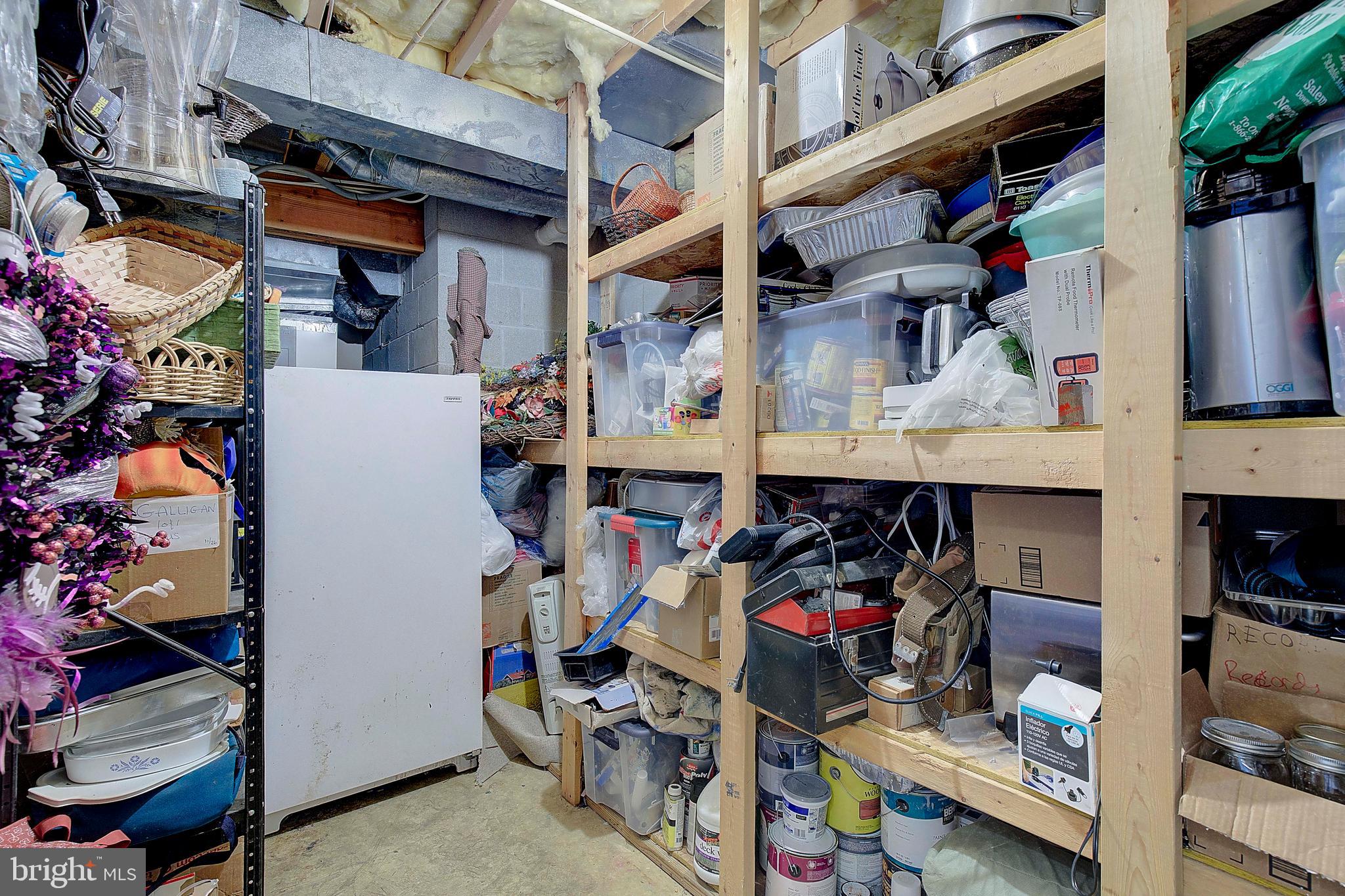 PLEASANT PLAINS - Residential