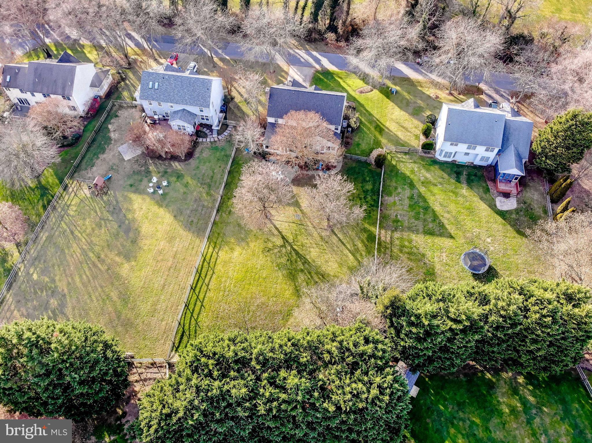 PLEASANT PLAINS - Residential