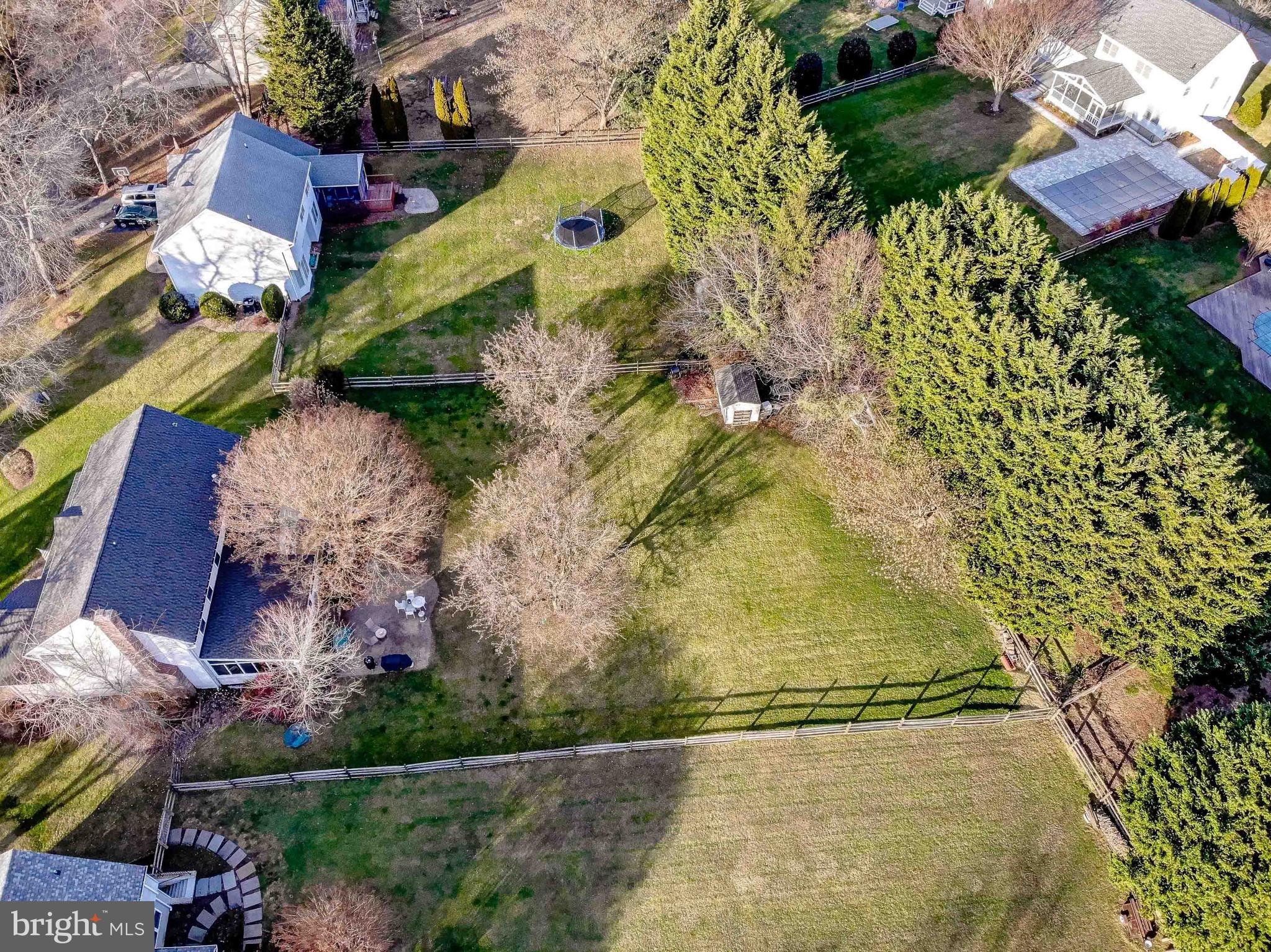 PLEASANT PLAINS - Residential