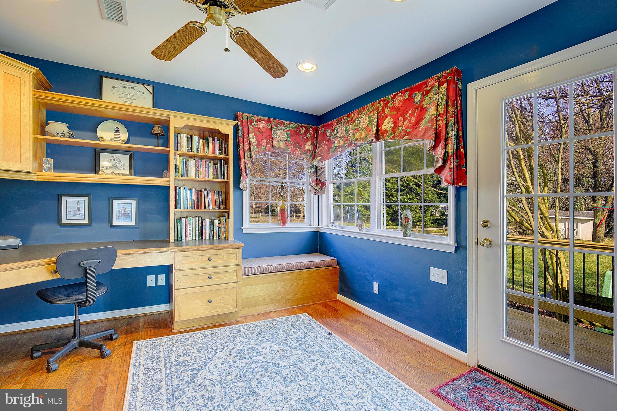 PLEASANT PLAINS - Residential