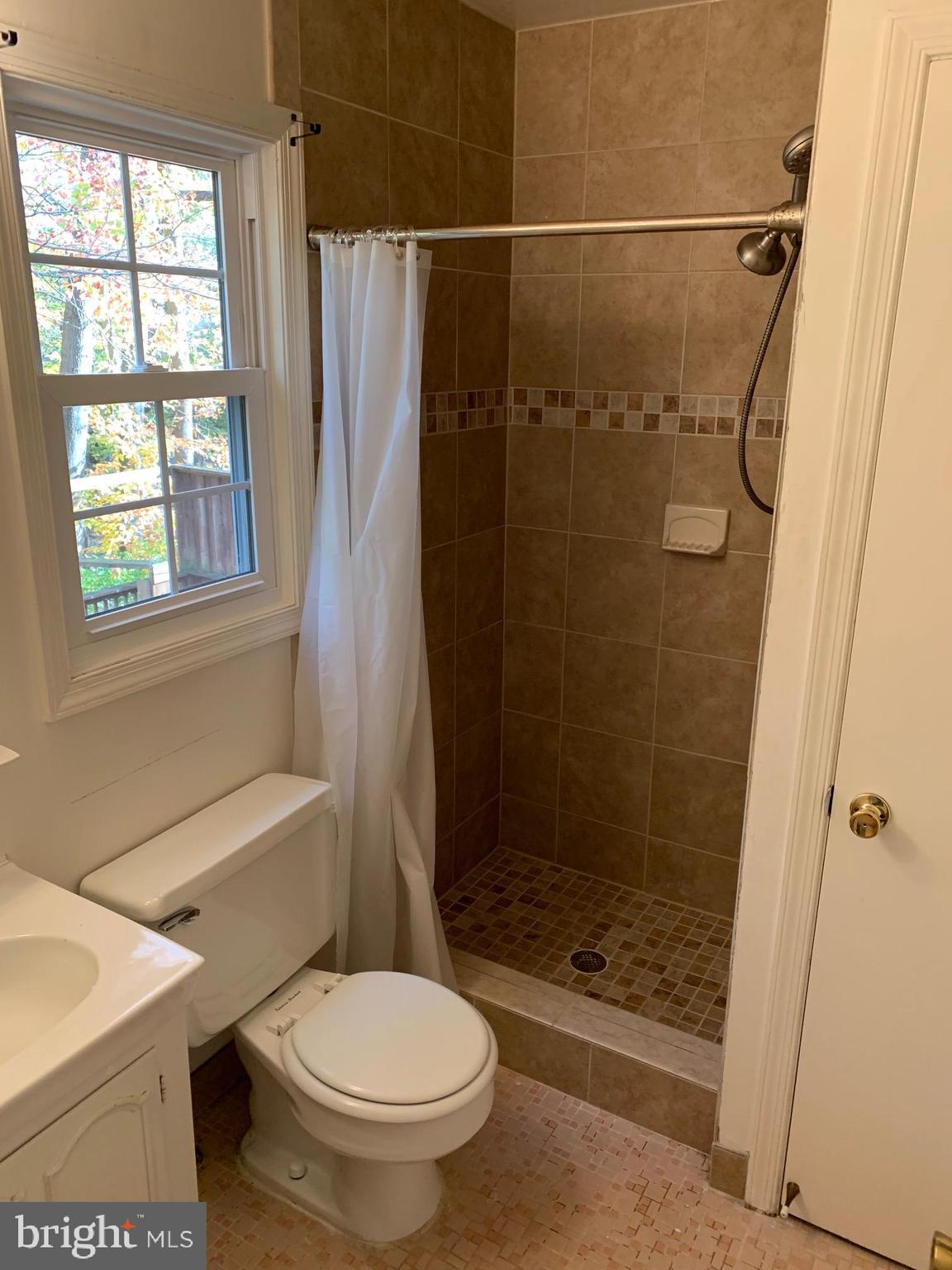 KEENE MILL STATION - Residential Lease