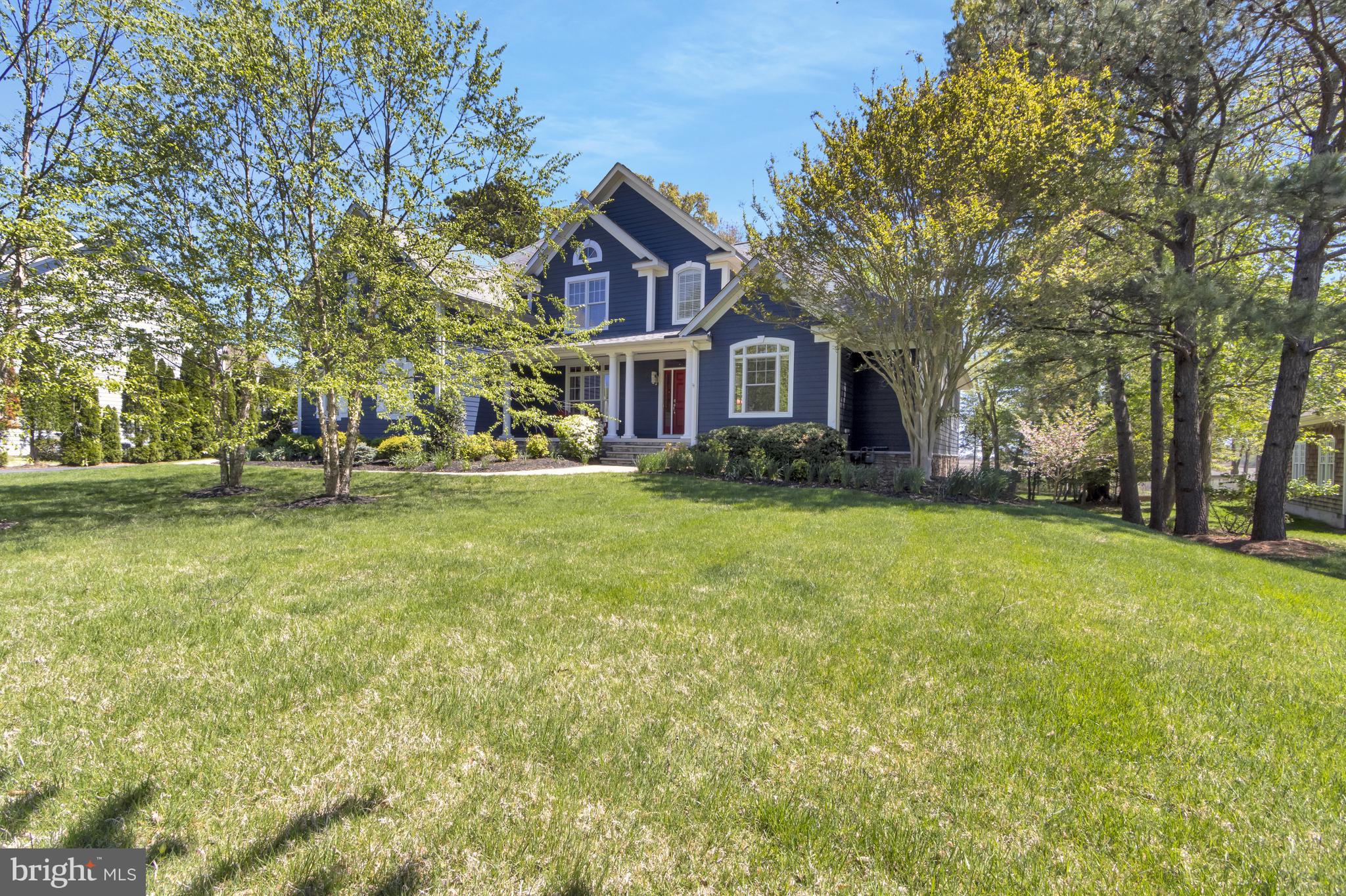 WOLFE POINTE - Residential