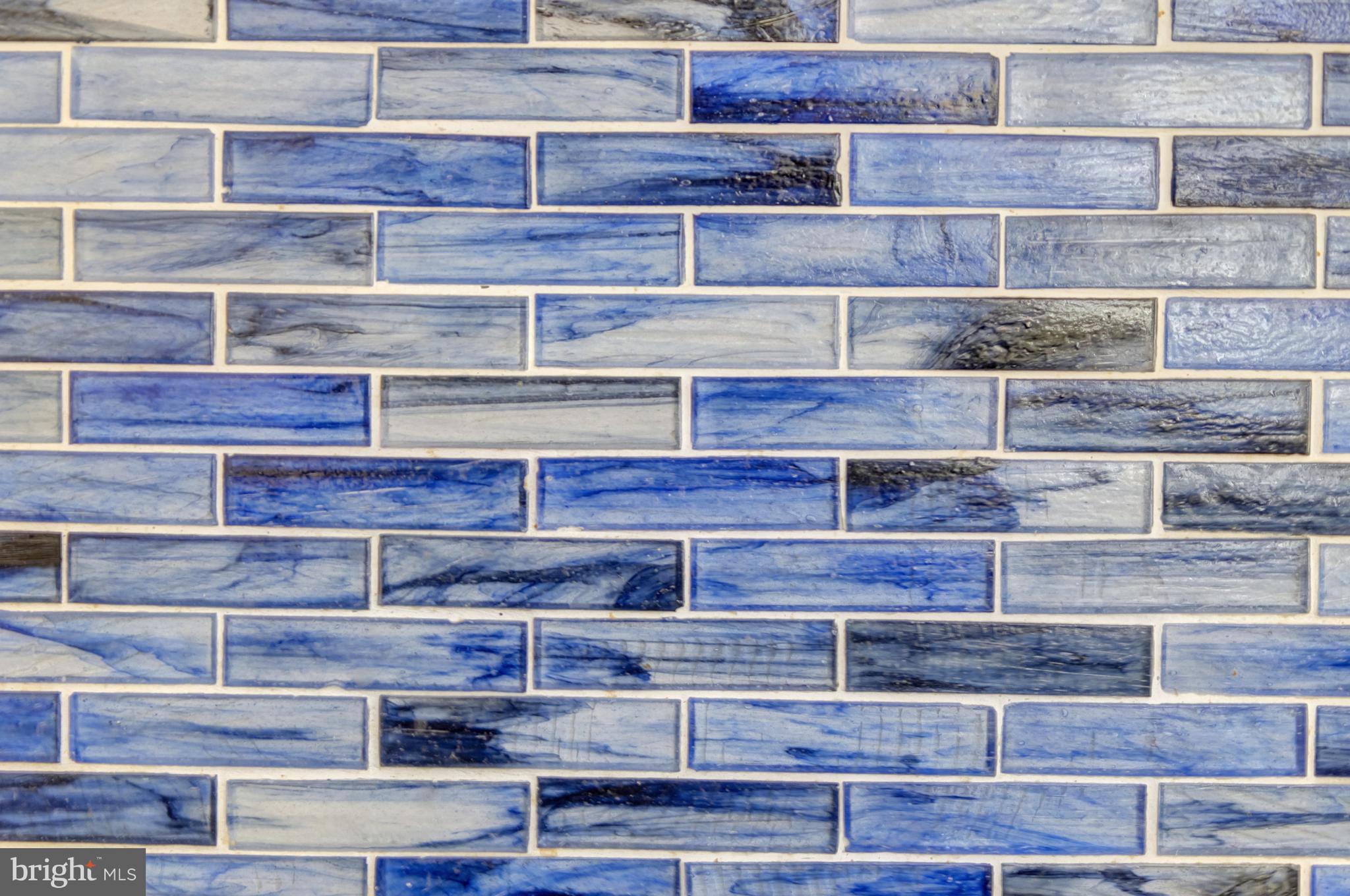 WOLFE POINTE - Residential