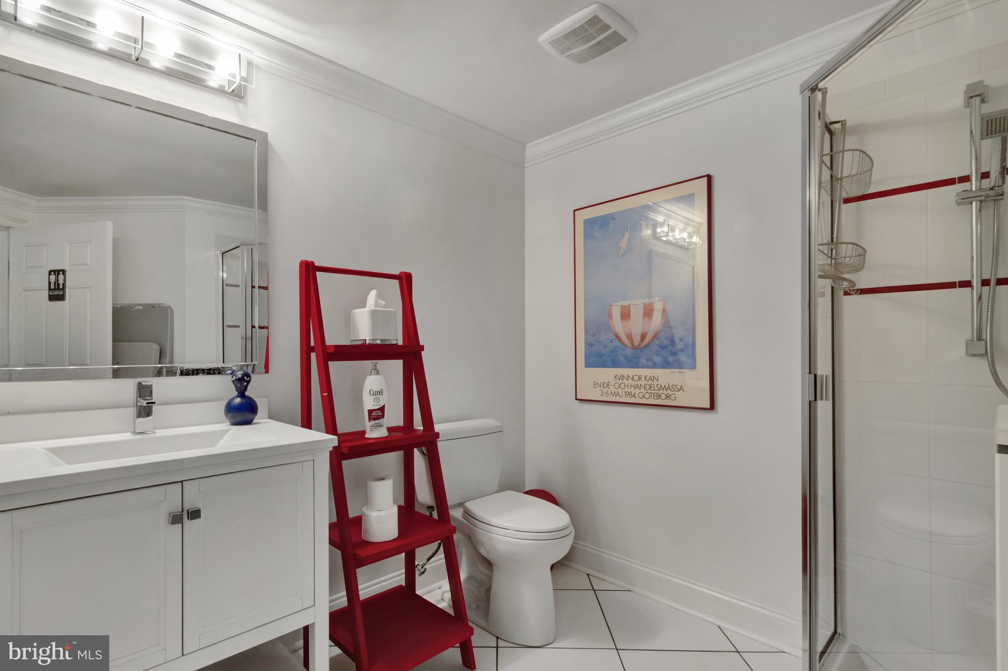 WOLFE POINTE - Residential