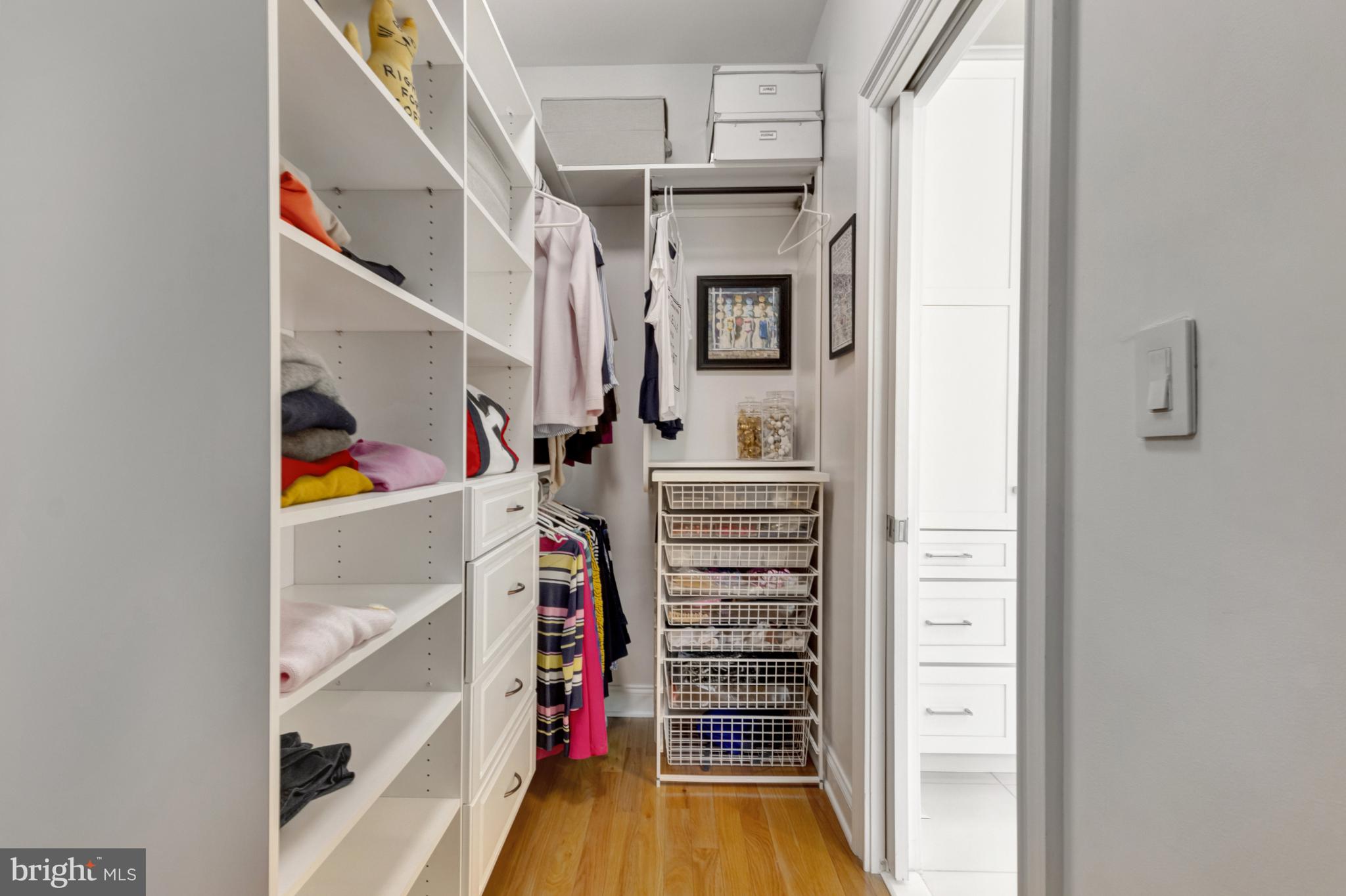 WOLFE POINTE - Residential