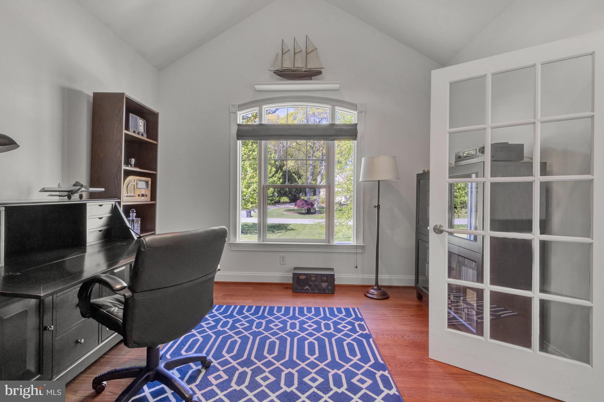 WOLFE POINTE - Residential