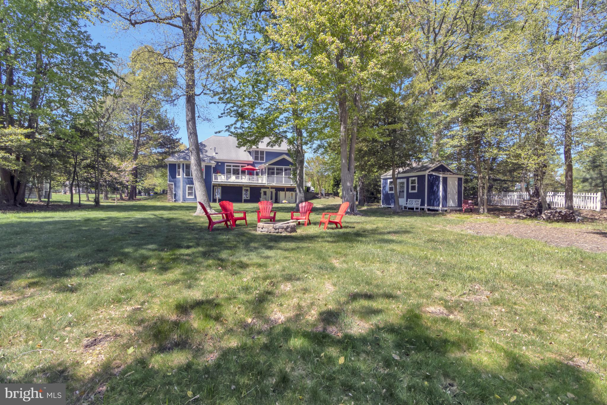 WOLFE POINTE - Residential