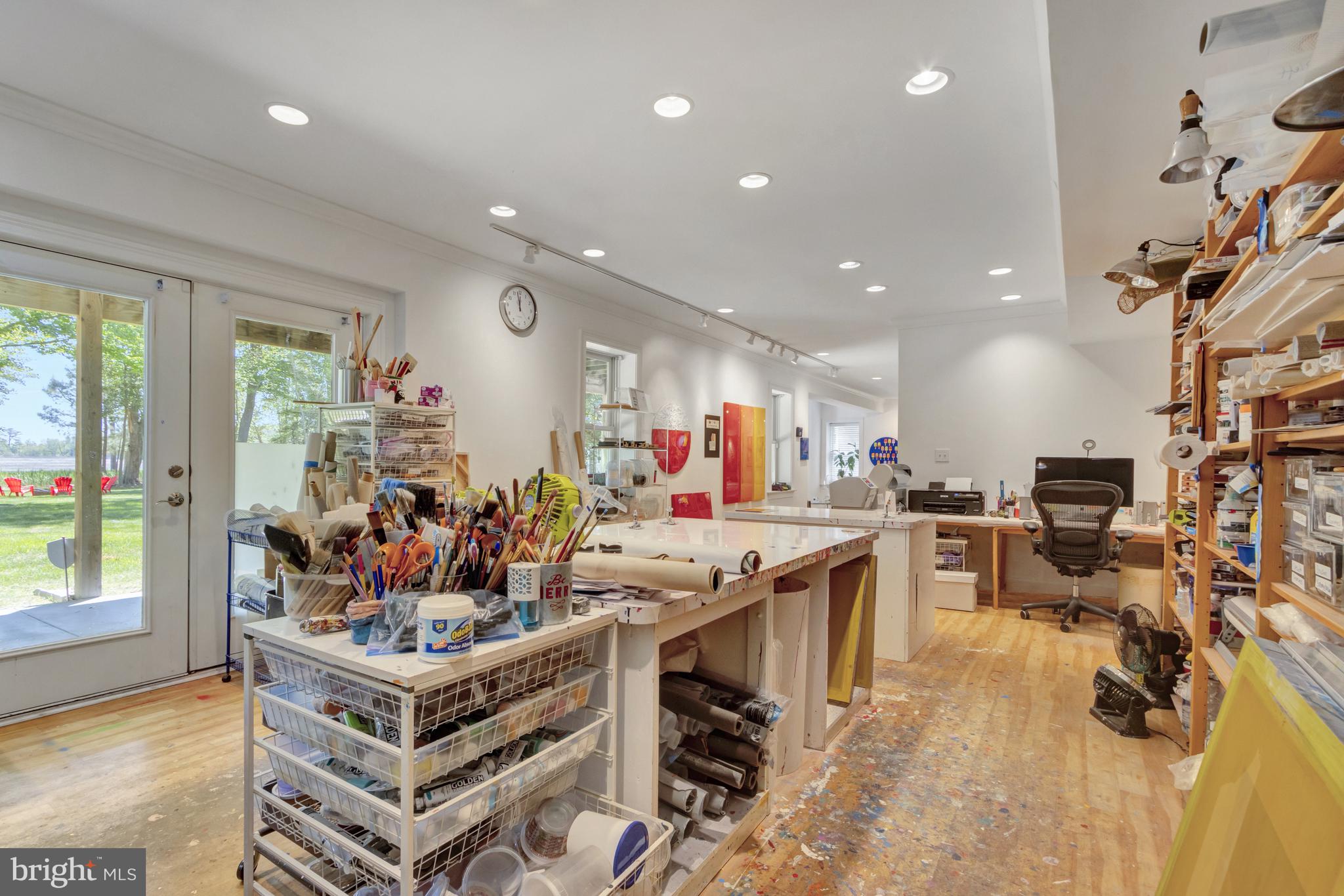 WOLFE POINTE - Residential