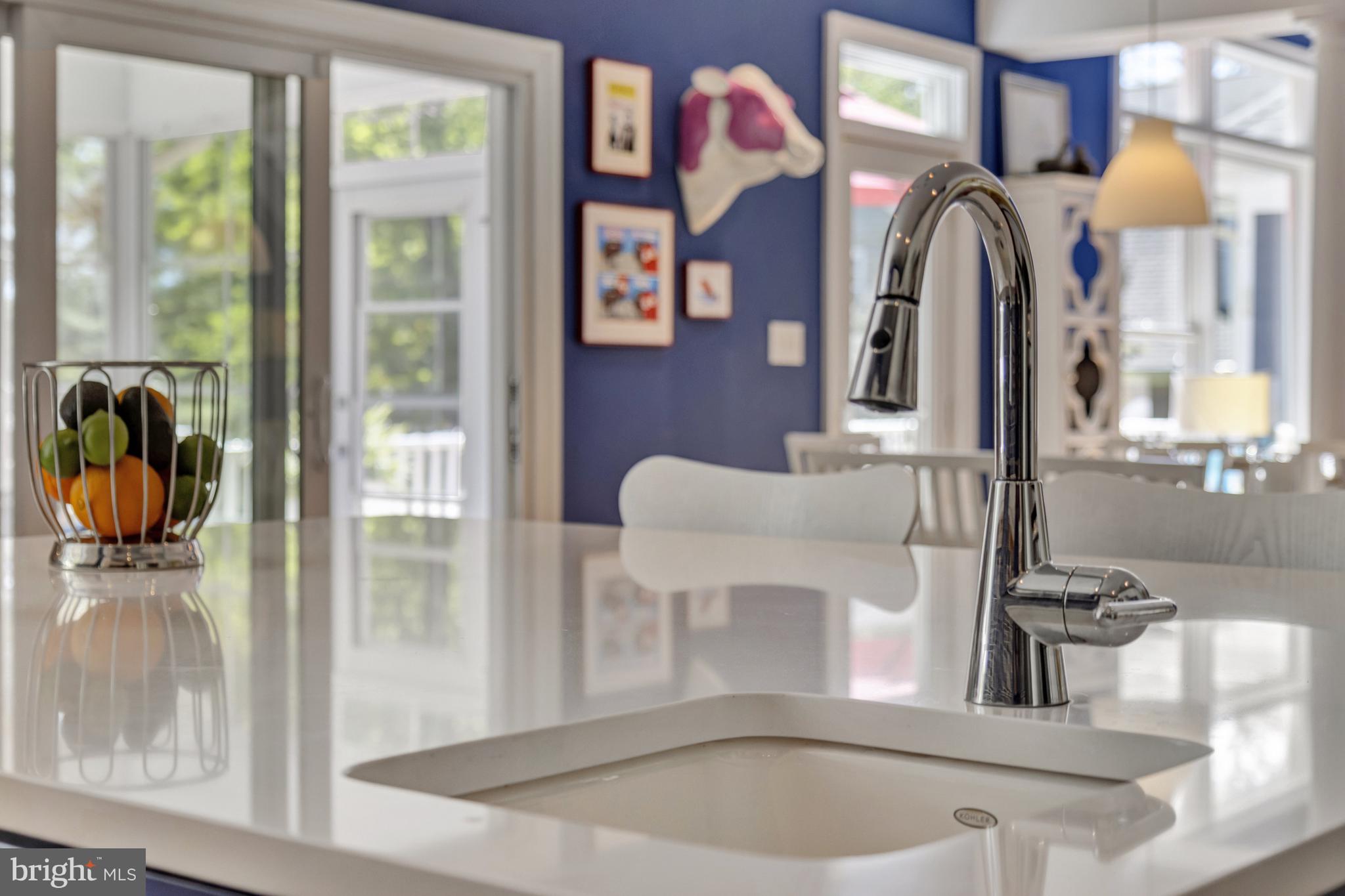 WOLFE POINTE - Residential