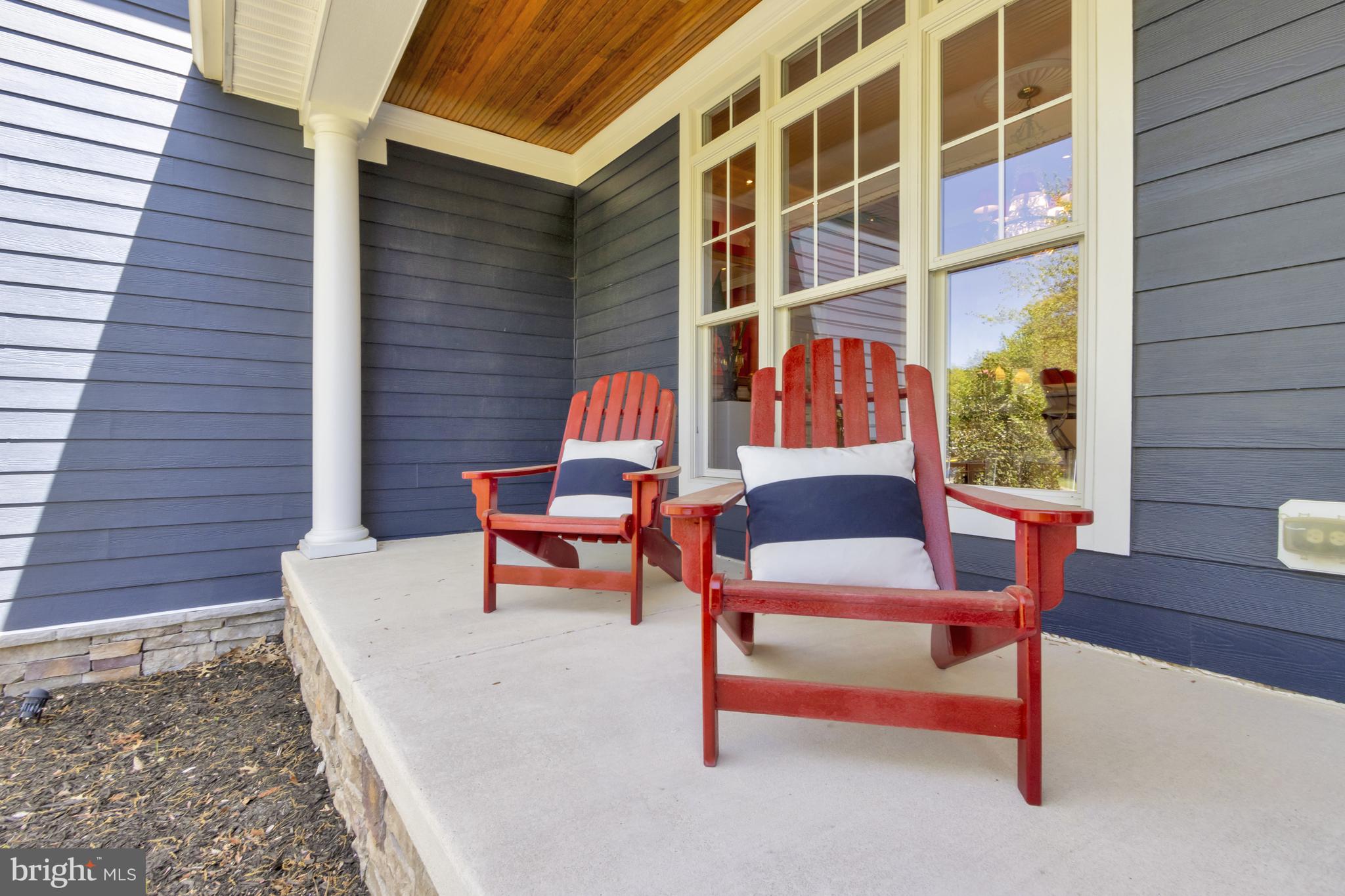 WOLFE POINTE - Residential