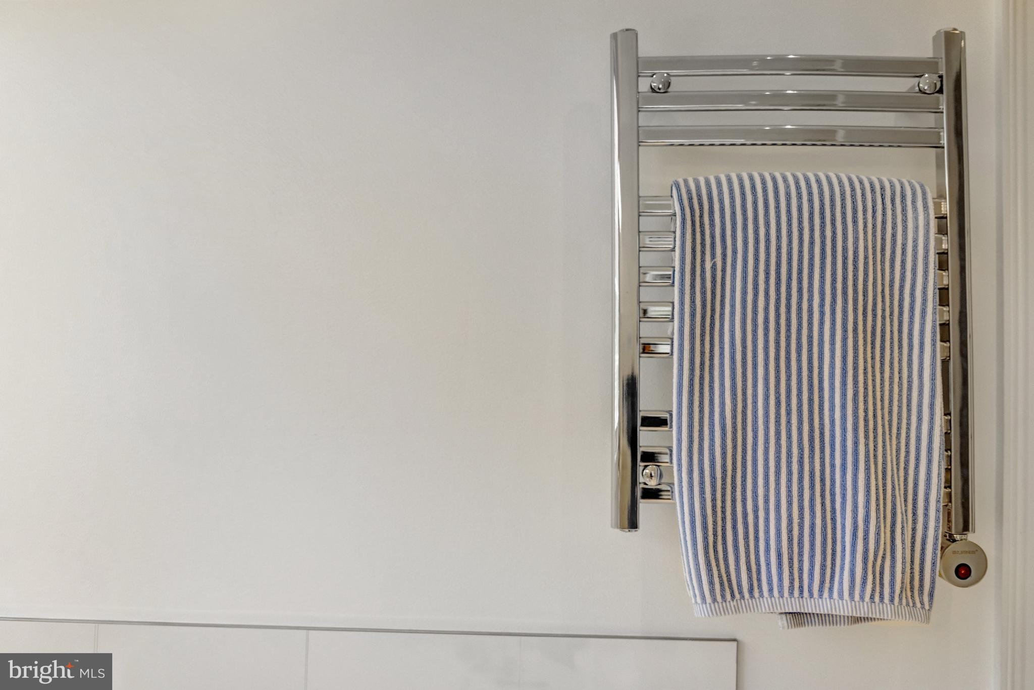 WOLFE POINTE - Residential