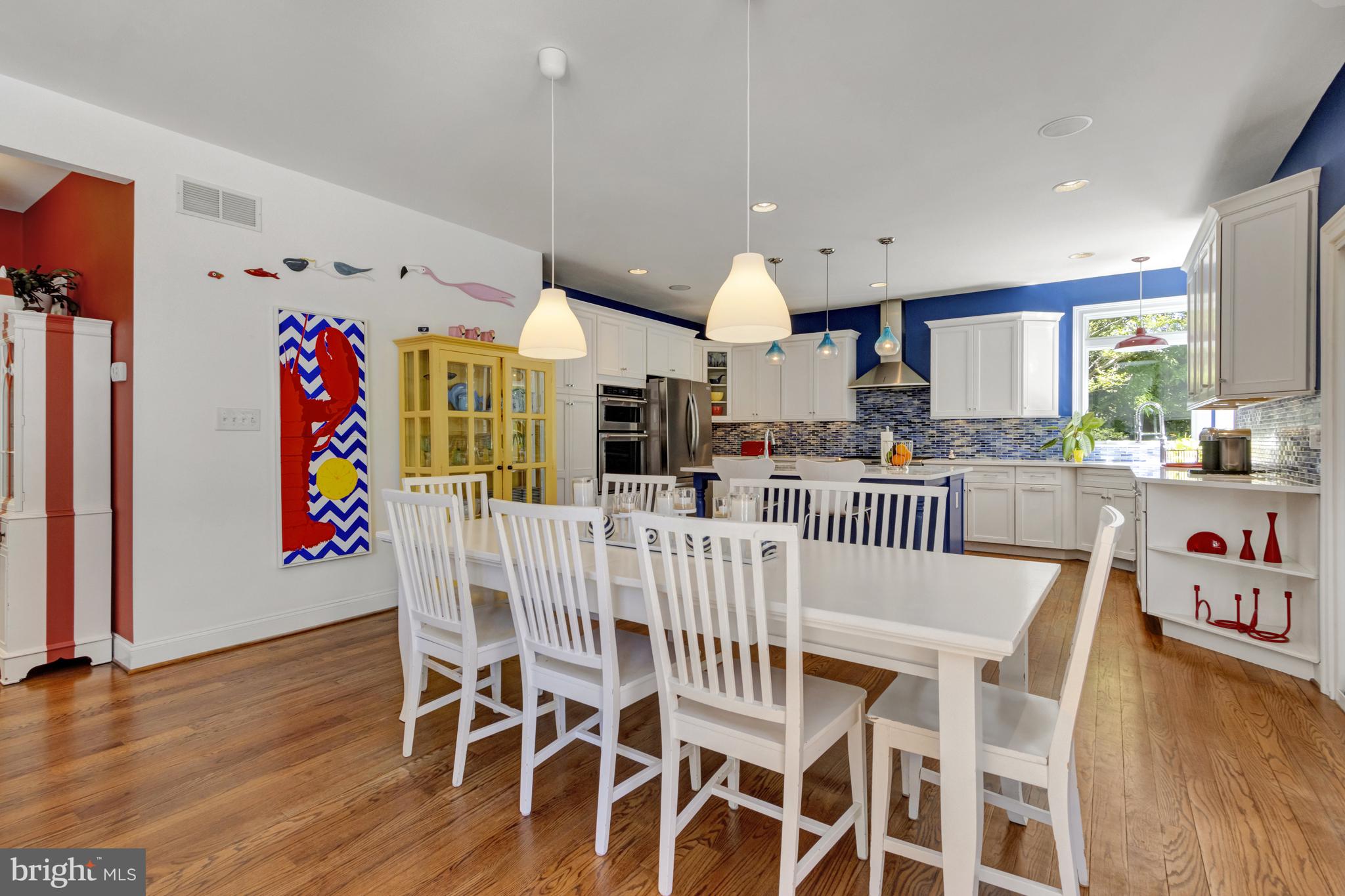 WOLFE POINTE - Residential