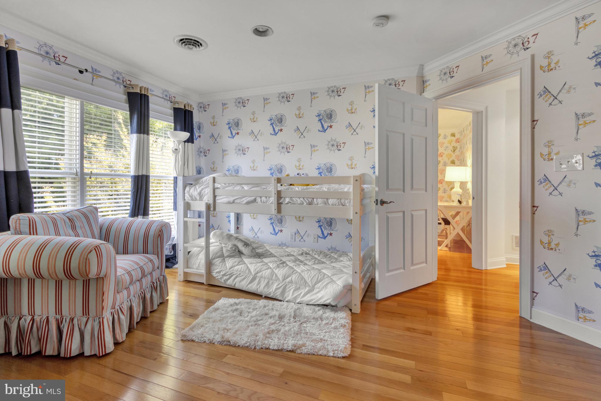 WOLFE POINTE - Residential