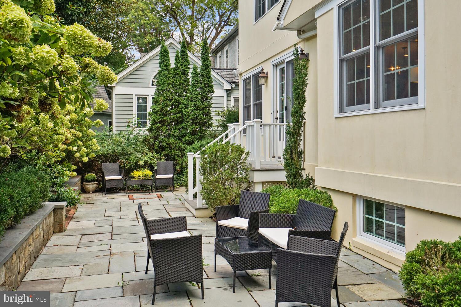 CHEVY CHASE GARDENS - Residential