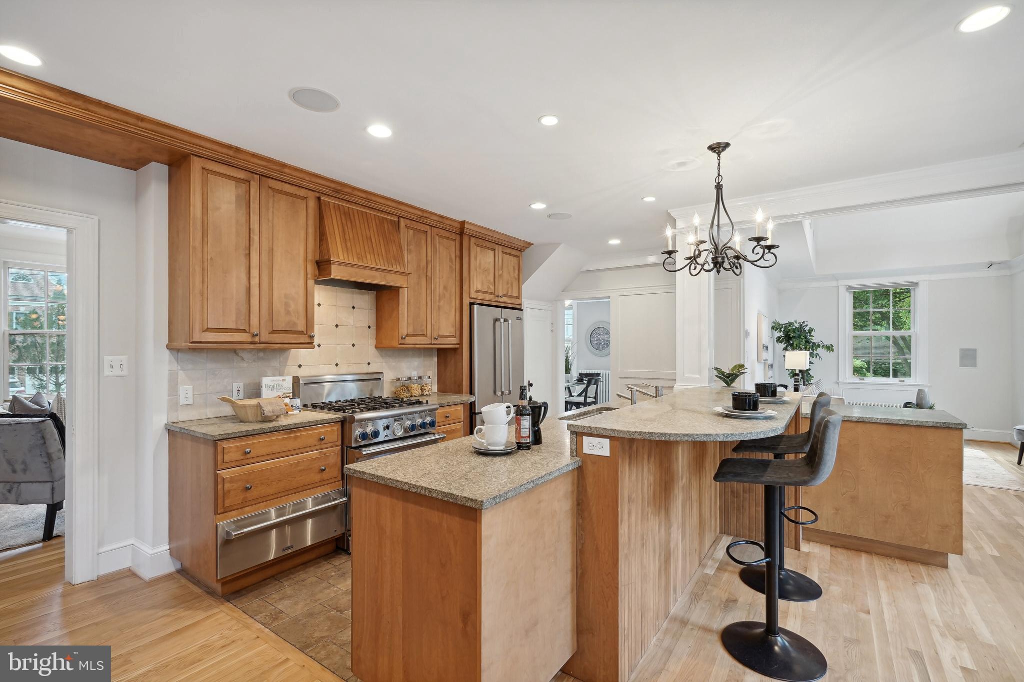 CHEVY CHASE GARDENS - Residential