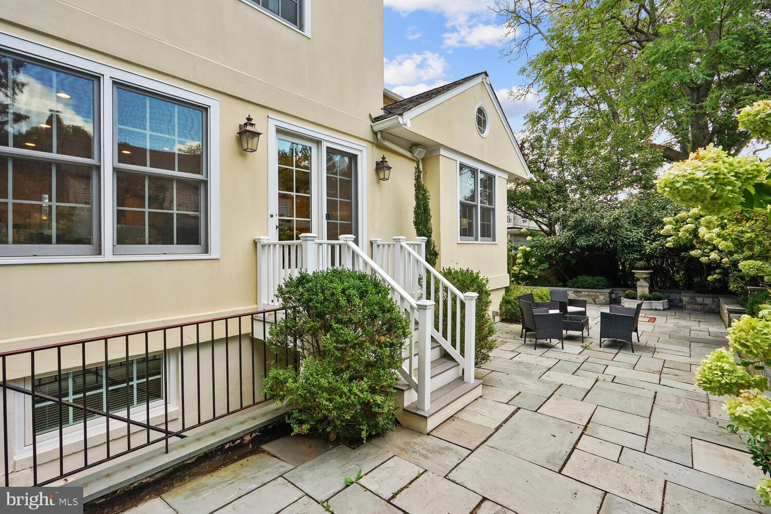 CHEVY CHASE GARDENS - Residential