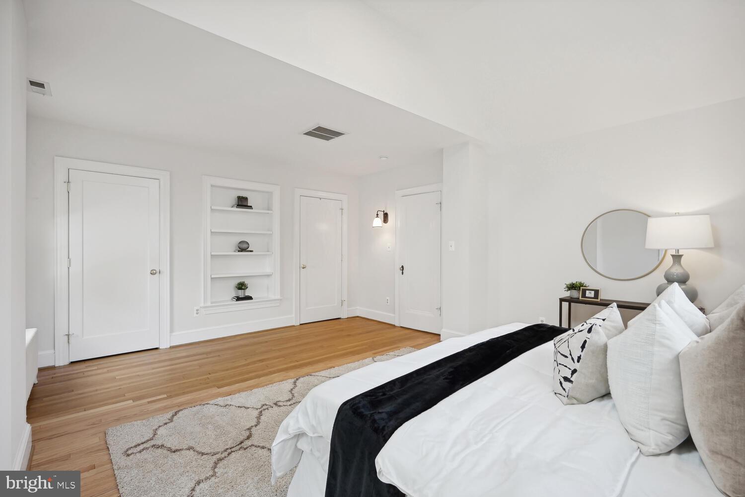 CHEVY CHASE GARDENS - Residential