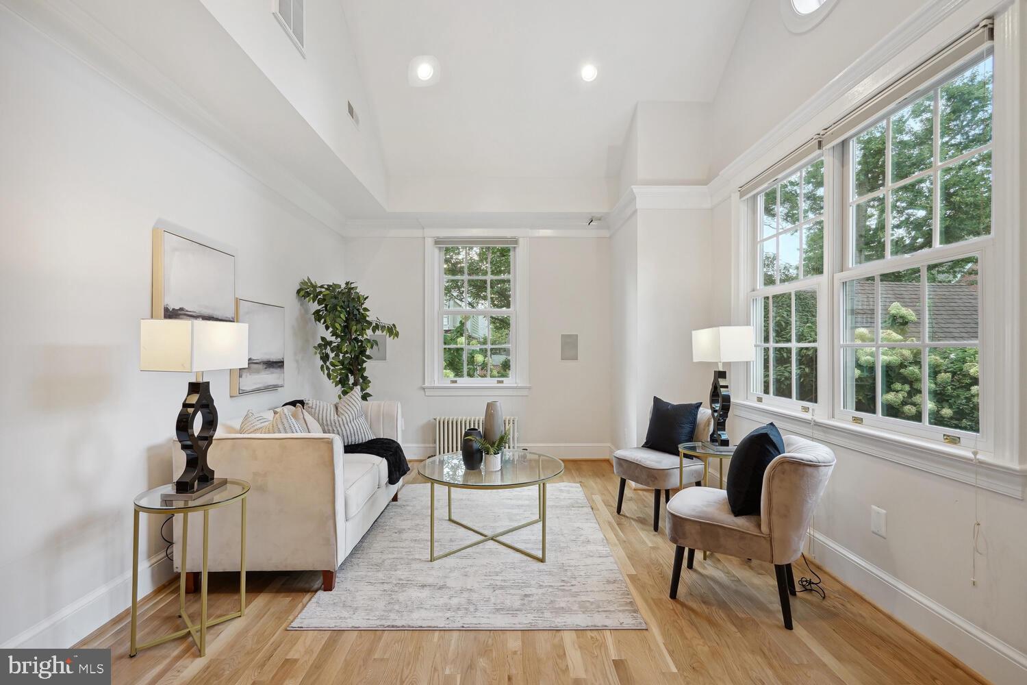 CHEVY CHASE GARDENS - Residential