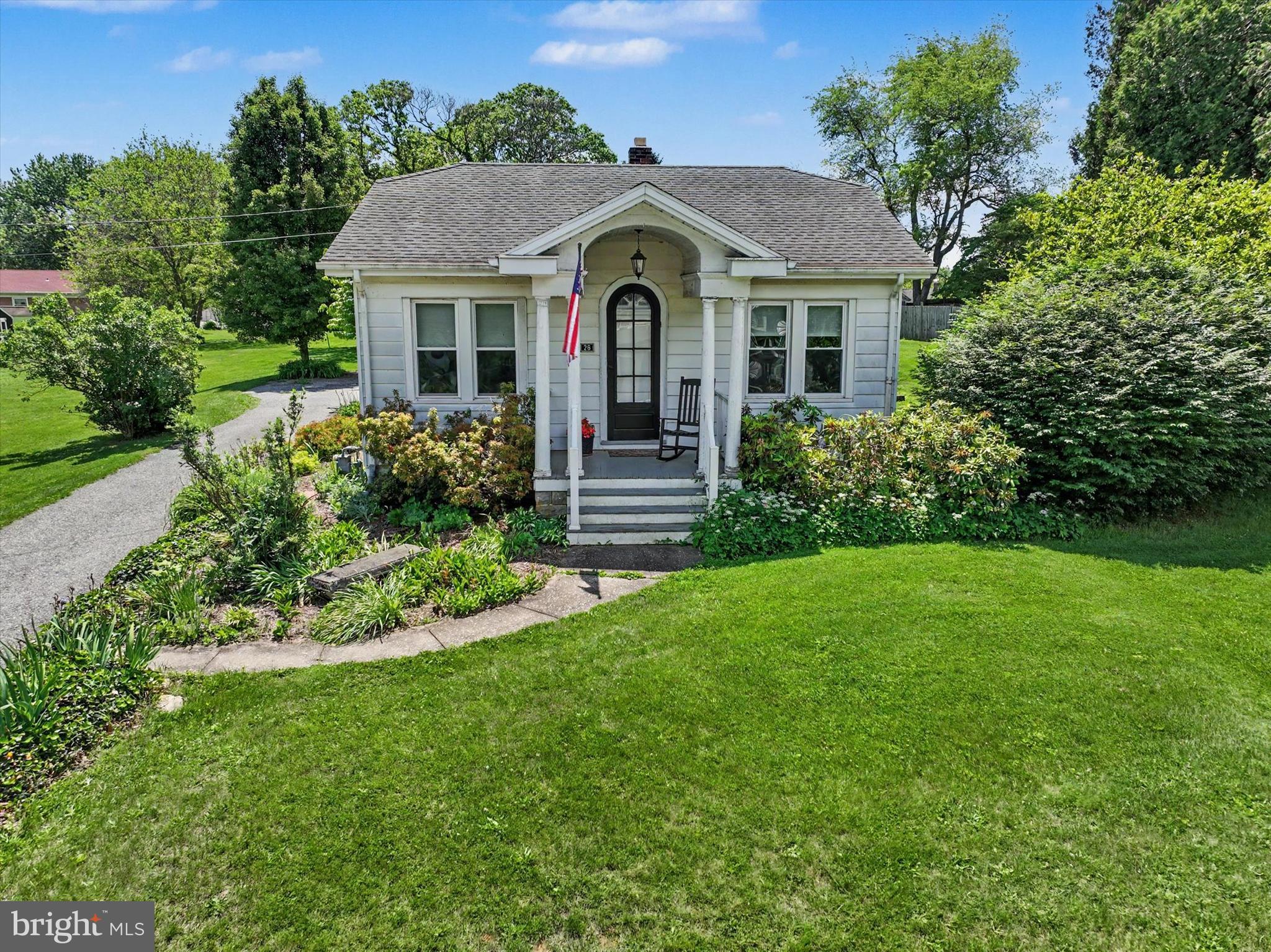 26 VALLEY ROAD