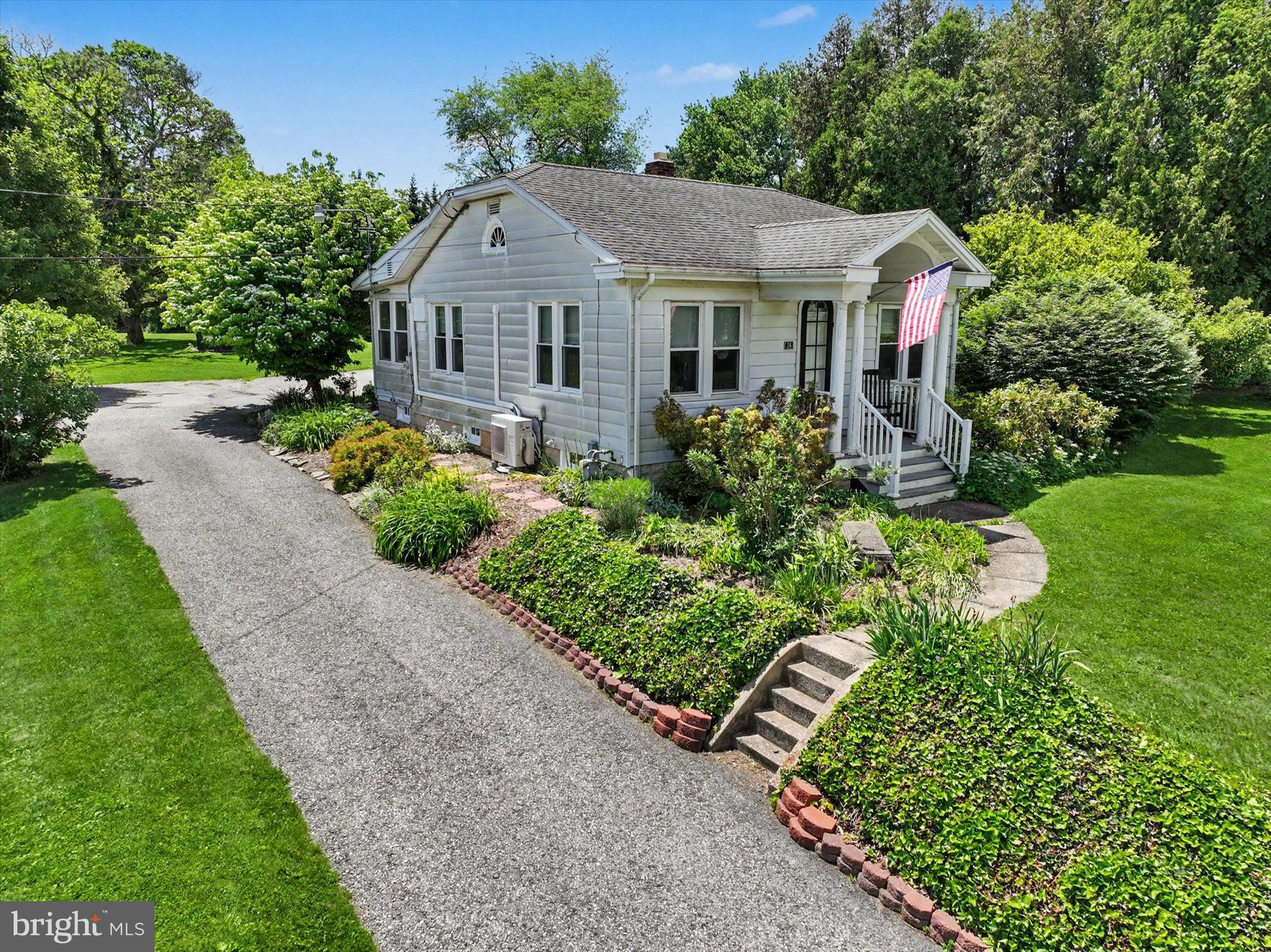 26 VALLEY ROAD