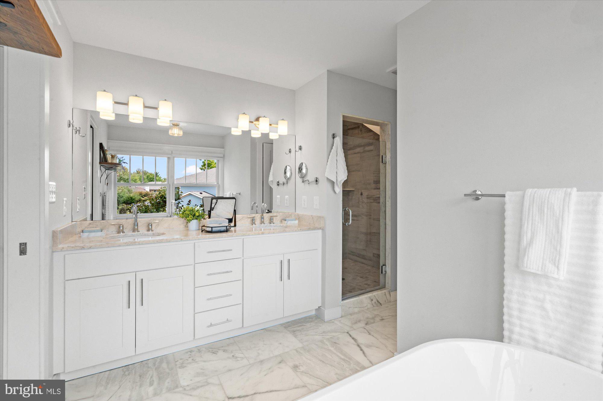 DEL RAY - Residential