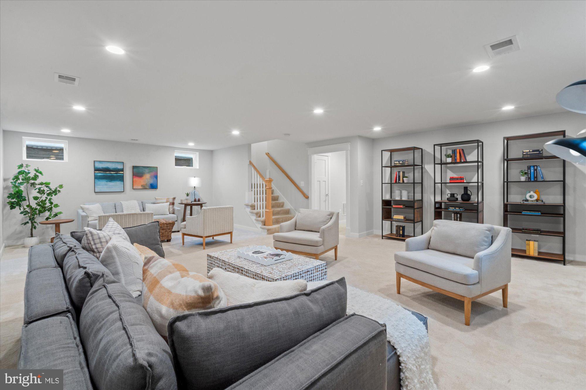 DEL RAY - Residential