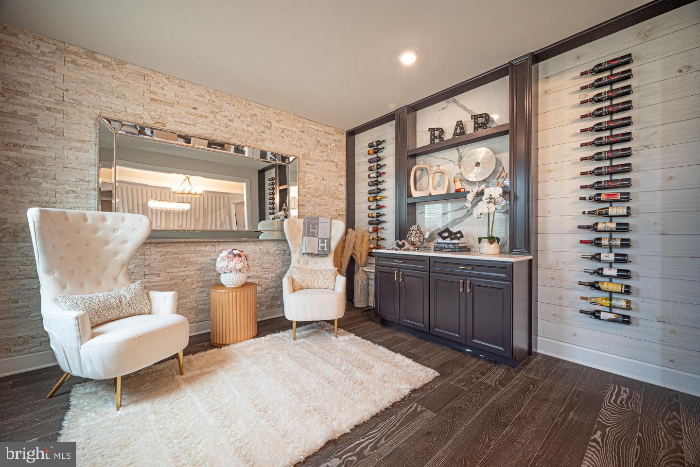 GREYSTONE - Residential