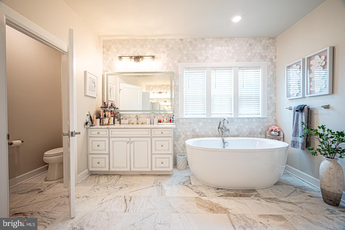 GREYSTONE - Residential