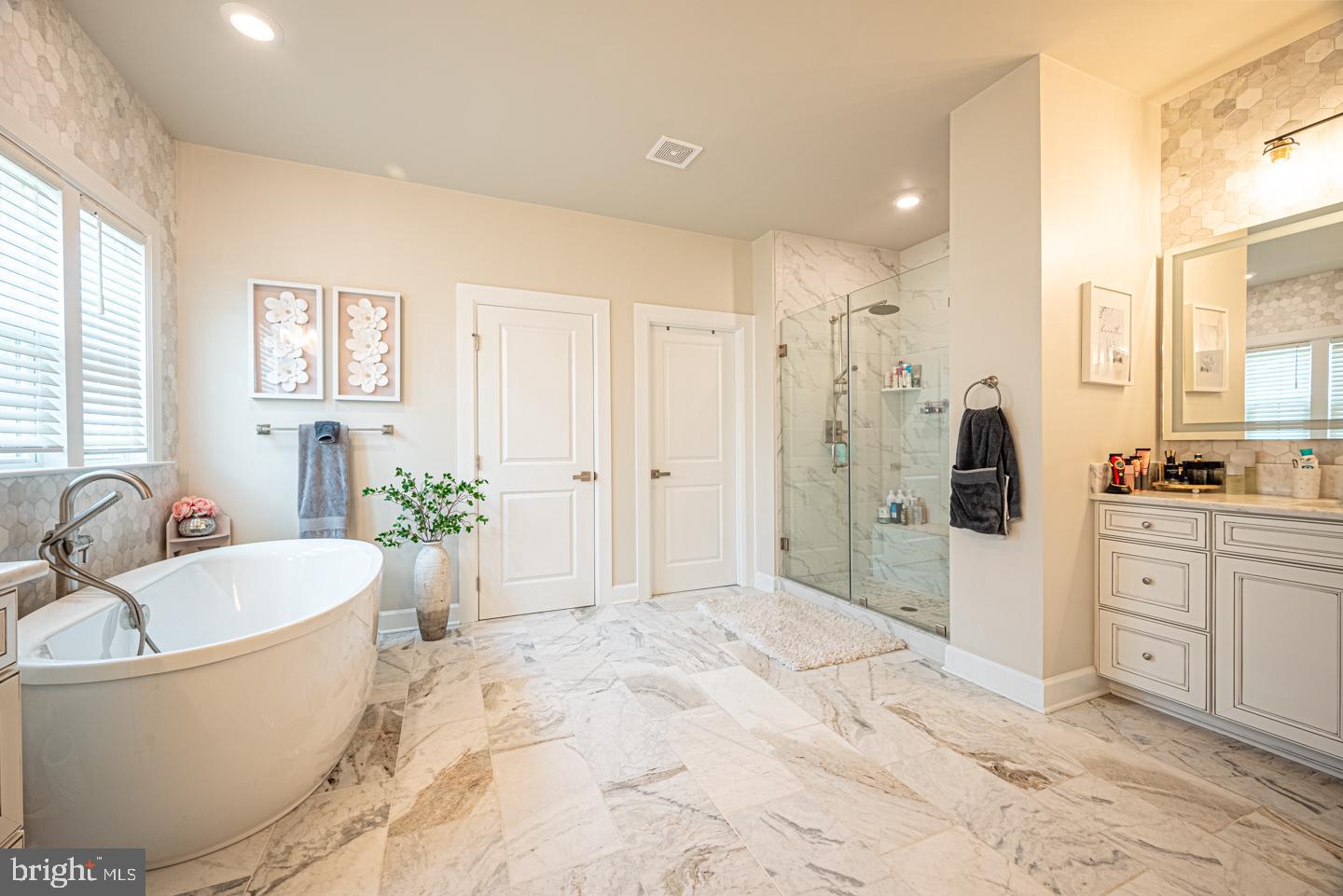 GREYSTONE - Residential