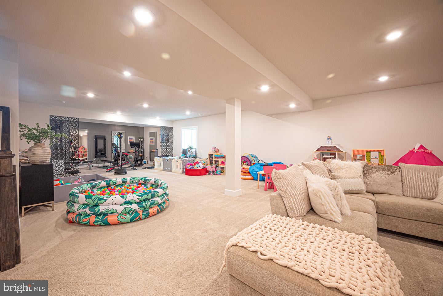 GREYSTONE - Residential