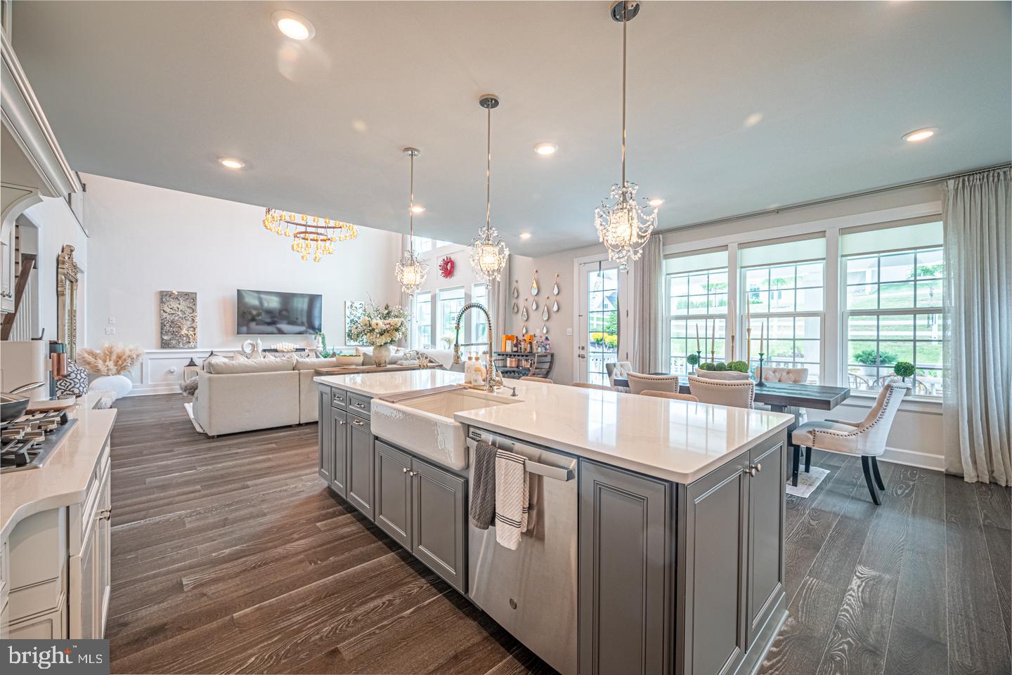 GREYSTONE - Residential