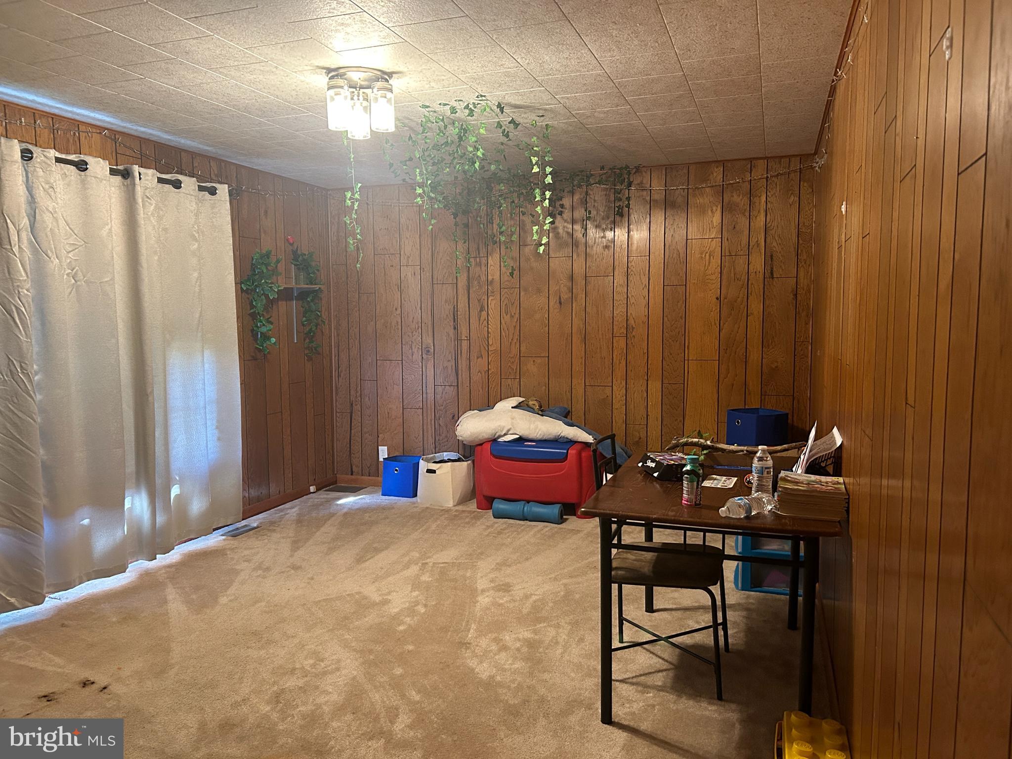 SUNRISE SUMMIT - Residential