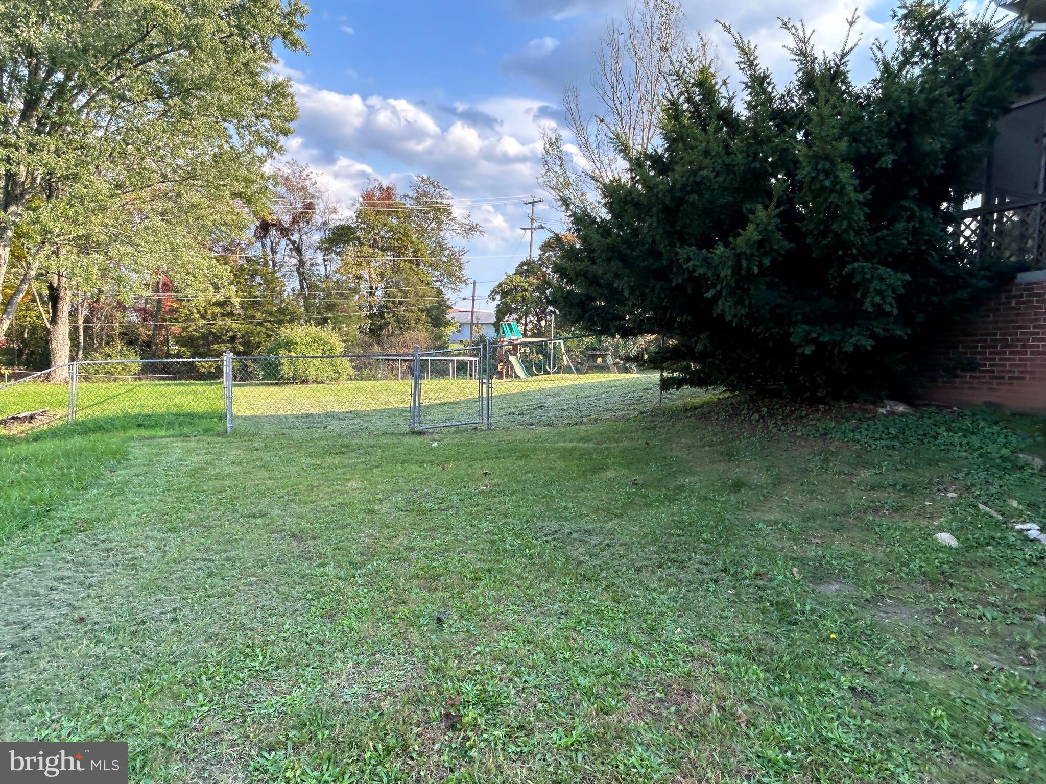 SUNRISE SUMMIT - Residential