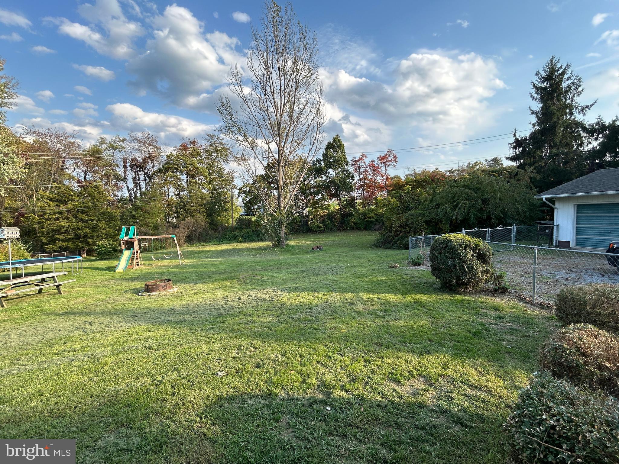 SUNRISE SUMMIT - Residential