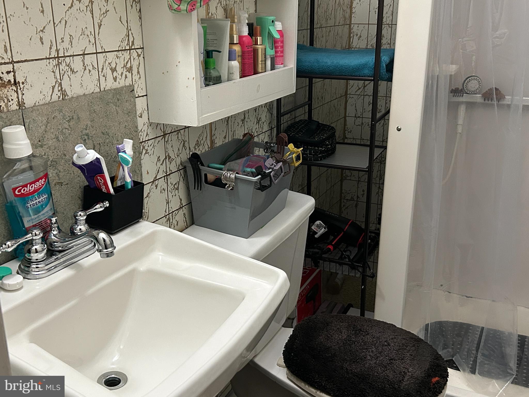 SUNRISE SUMMIT - Residential