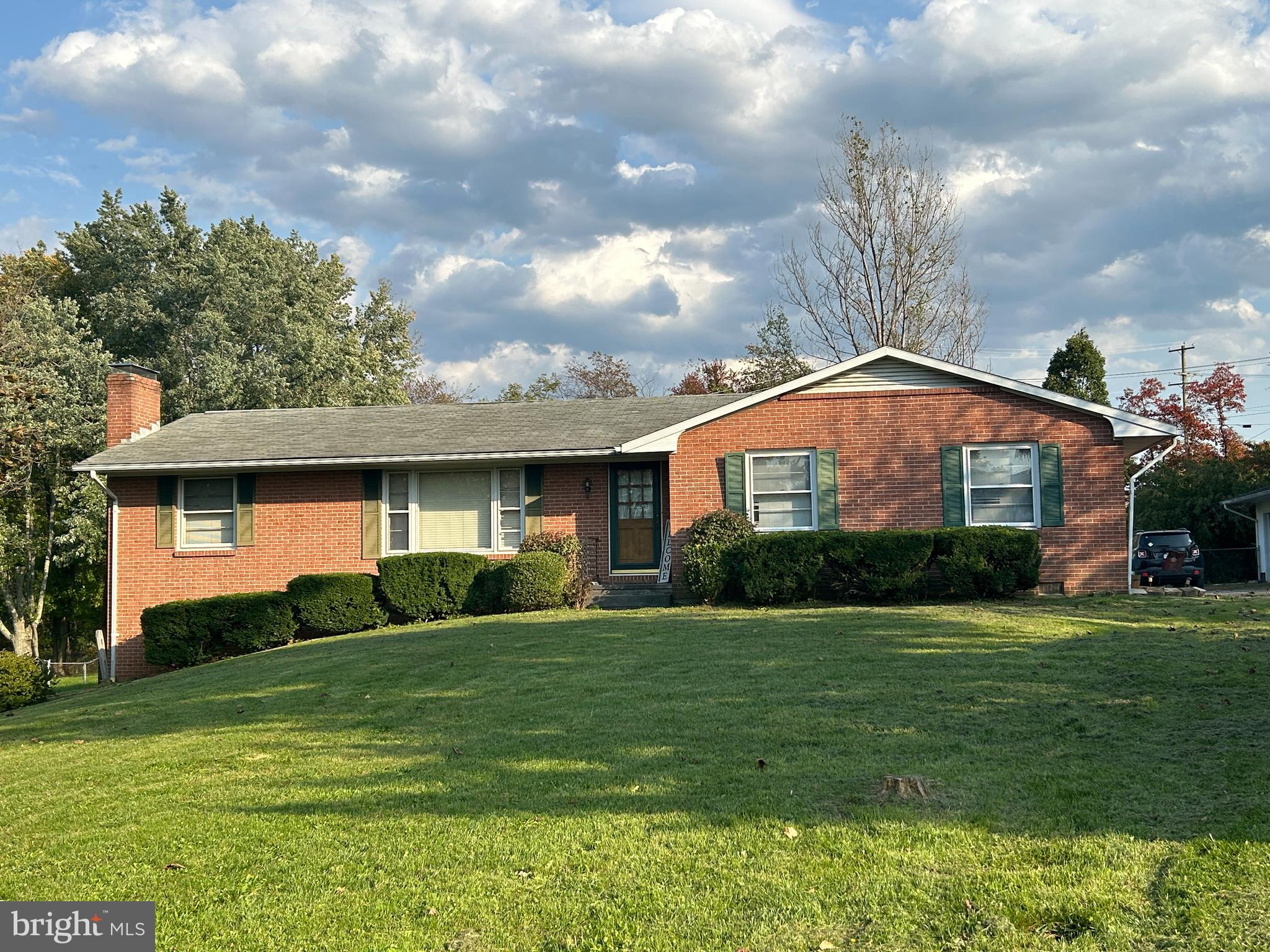 SUNRISE SUMMIT - Residential