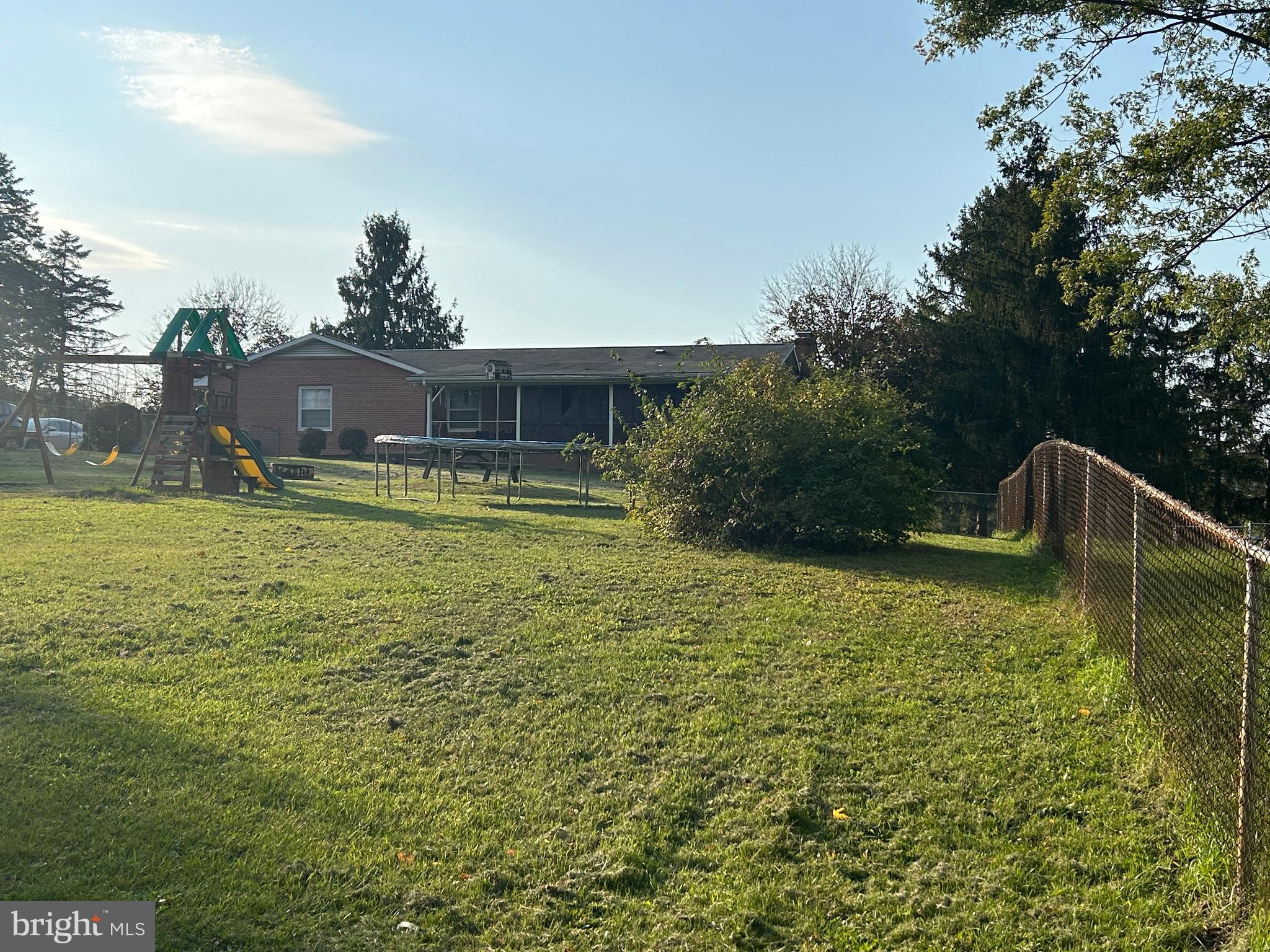 SUNRISE SUMMIT - Residential