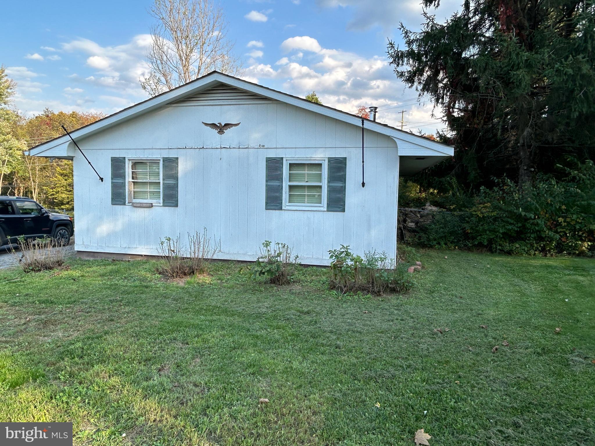 SUNRISE SUMMIT - Residential