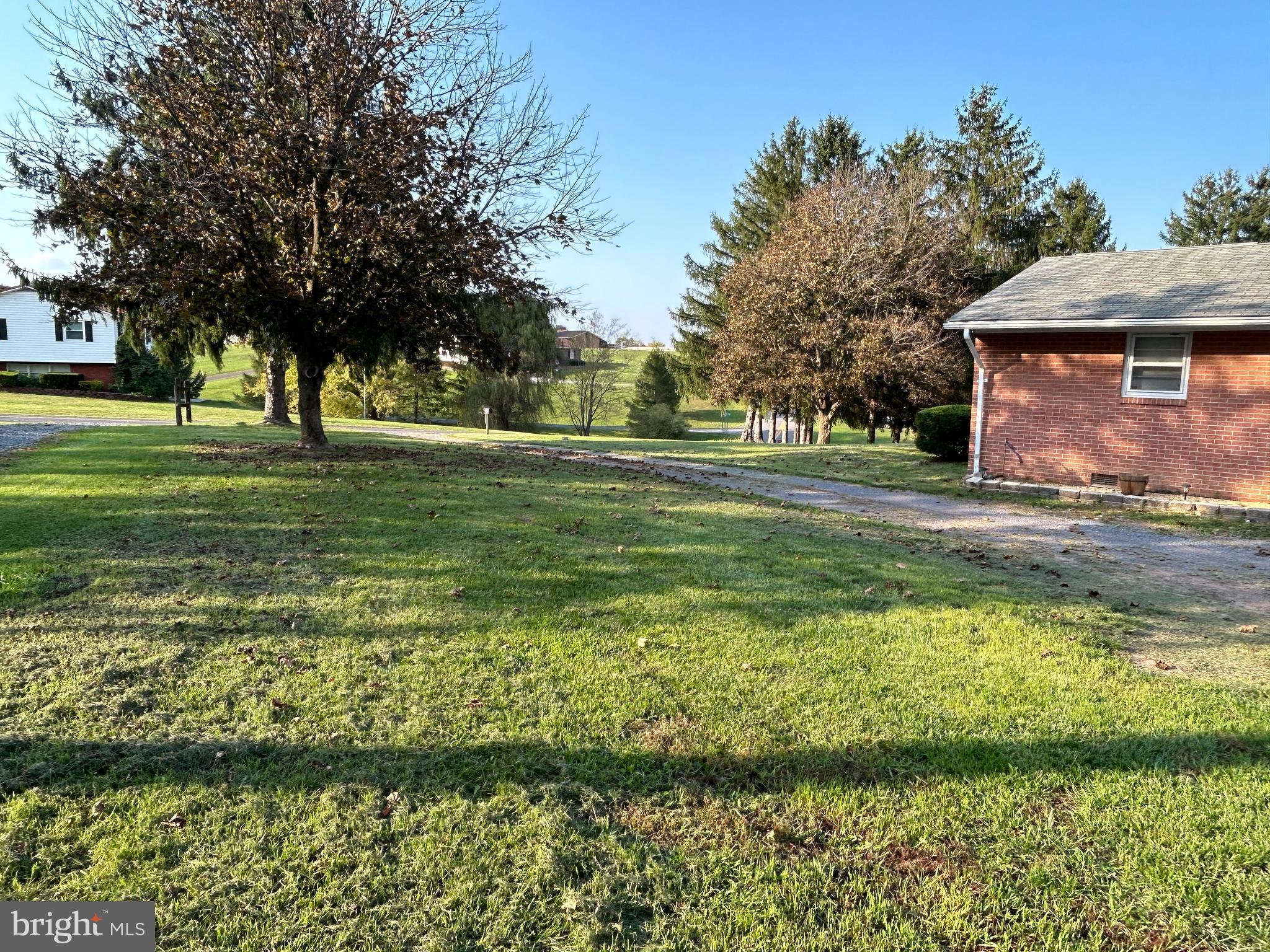 SUNRISE SUMMIT - Residential