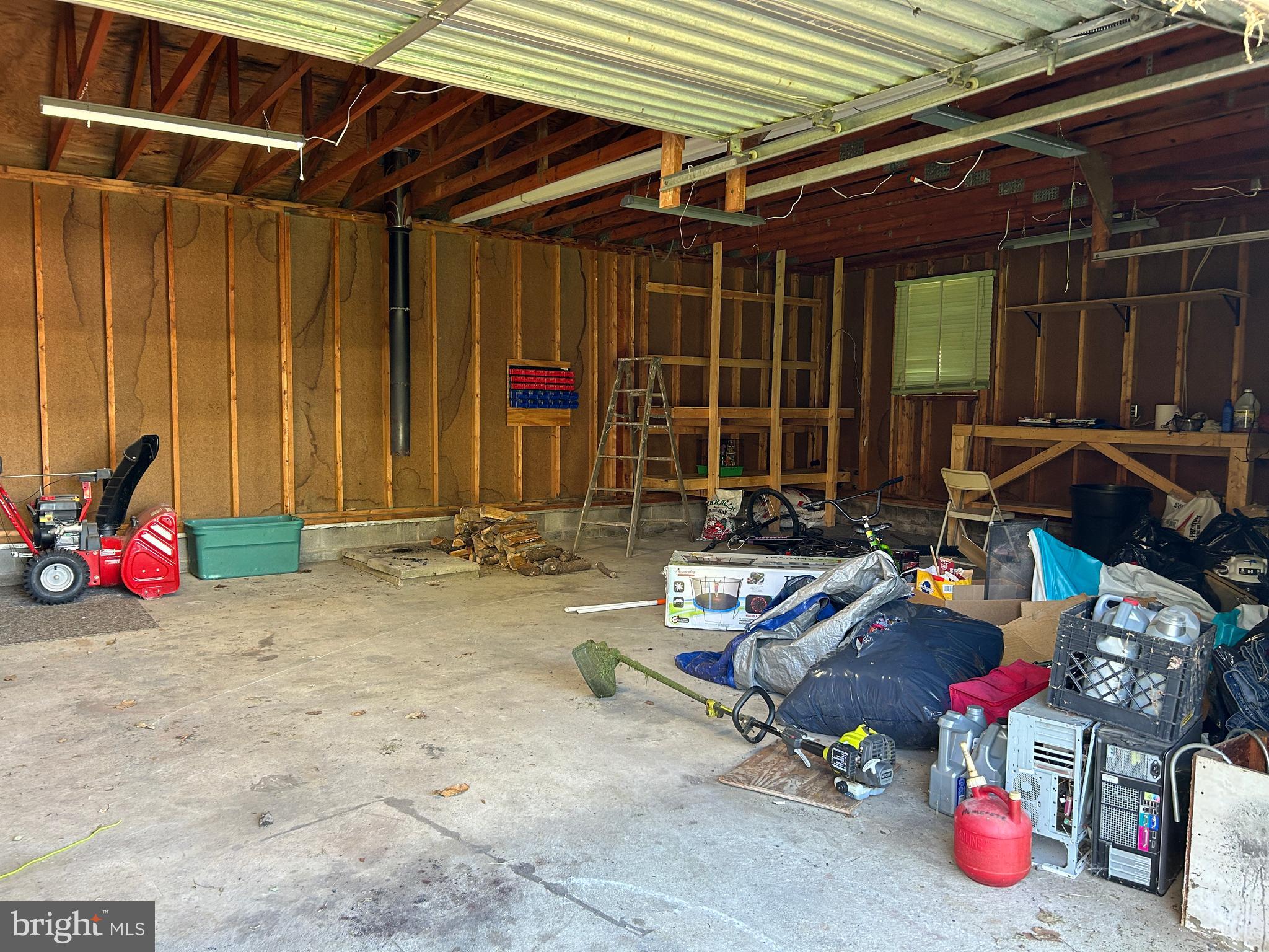 SUNRISE SUMMIT - Residential