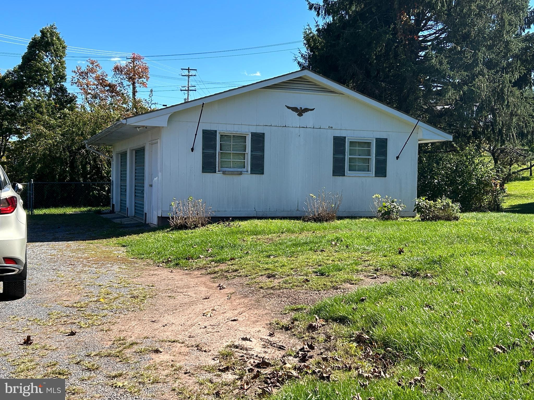 SUNRISE SUMMIT - Residential